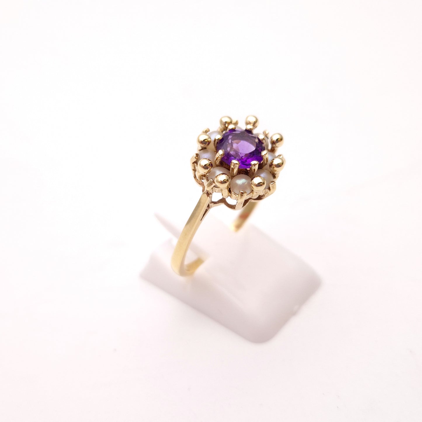 9ct Yellow Gold Amethyst and Pearl Antique Style Cluster Ring