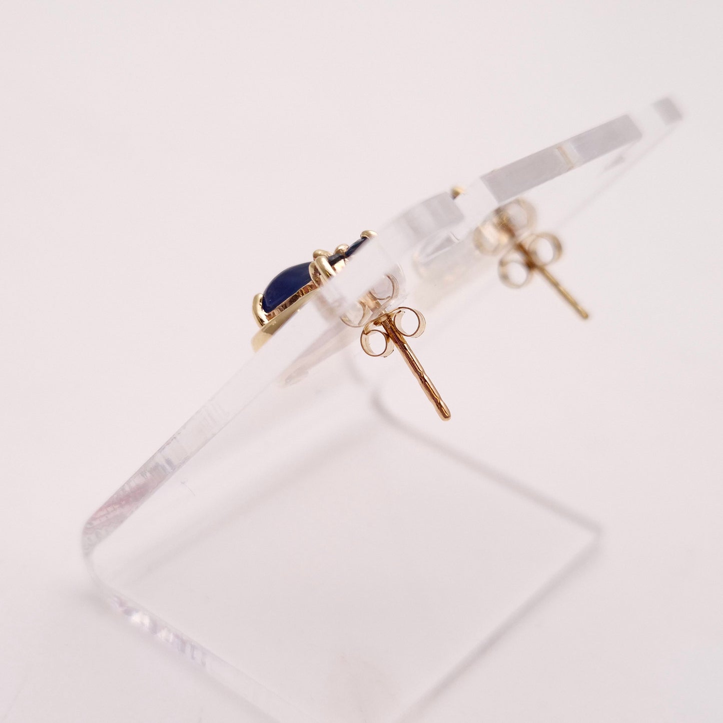 9ct Yellow Gold Sapphire Pear Shaped Stud Earrings