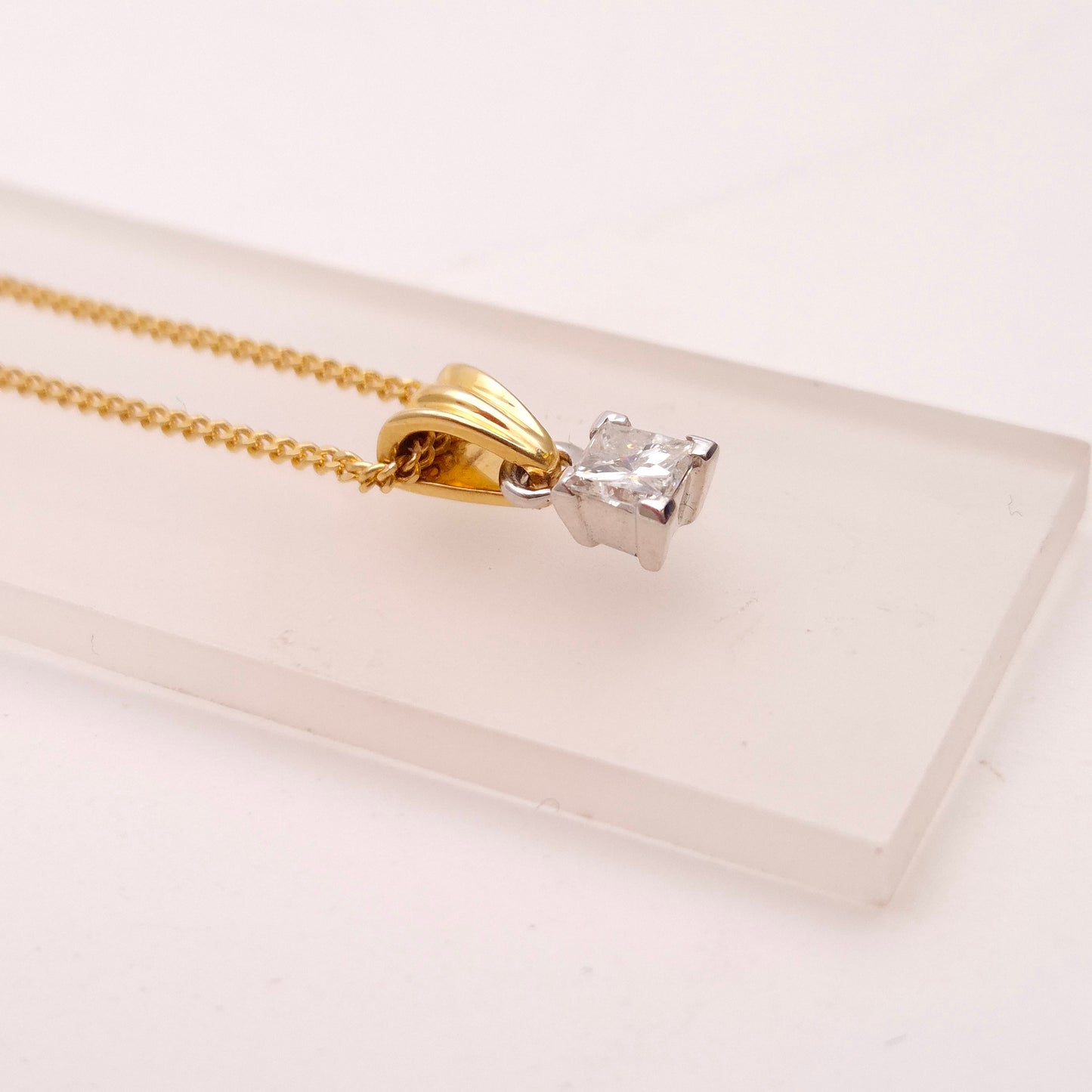 18ct Yellow Gold 0.3ct Princess Cut Solitaire Pendant and Chain