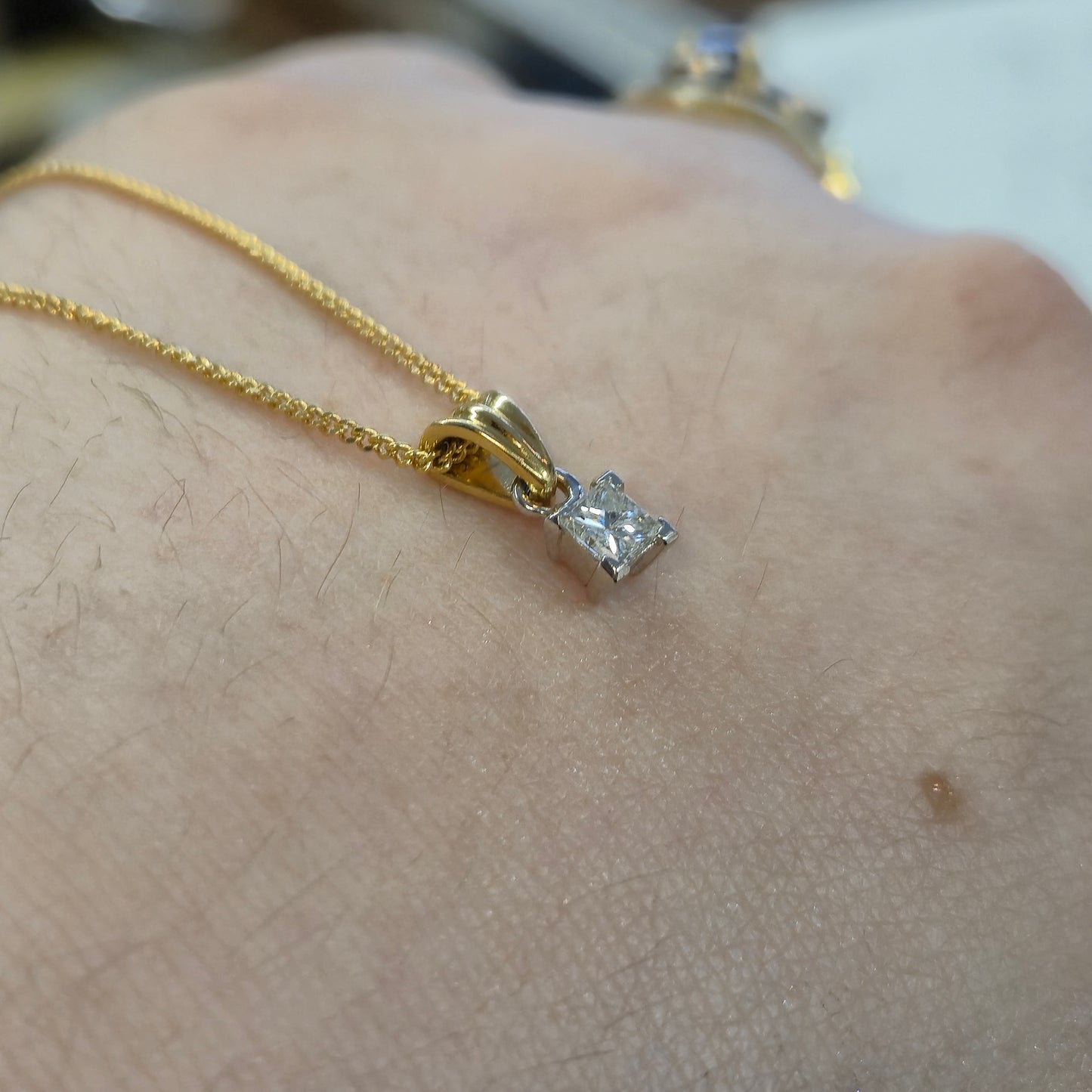 18ct Yellow Gold 0.3ct Princess Cut Solitaire Pendant and Chain