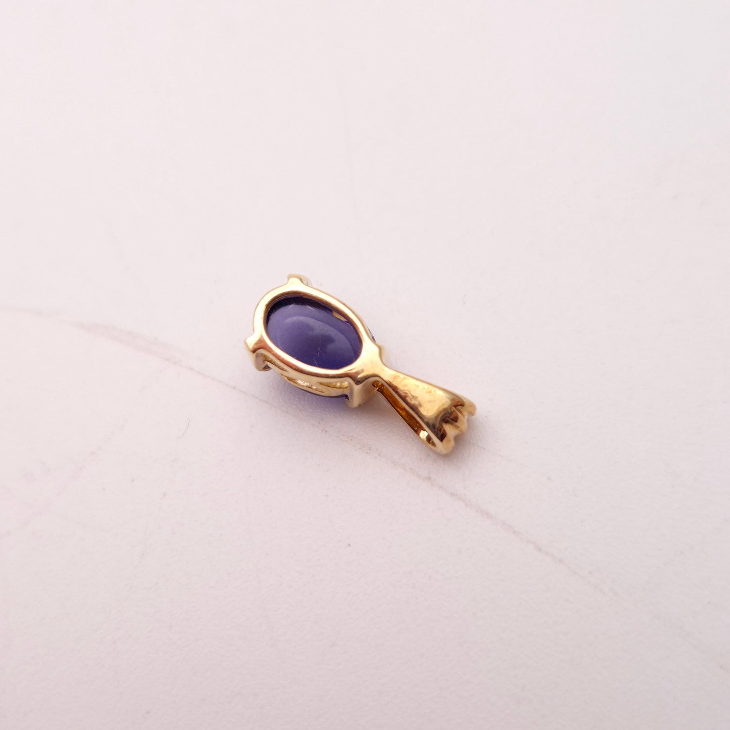 9ct Yellow Gold Cabochon Iolite Pendant Piece
