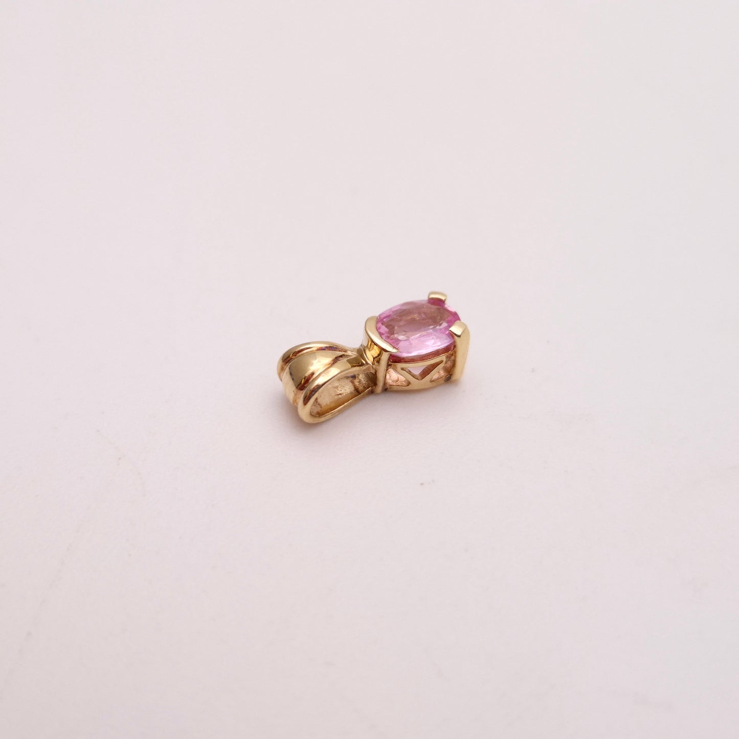 9ct Yellow Gold small Pink Topaz Pendant