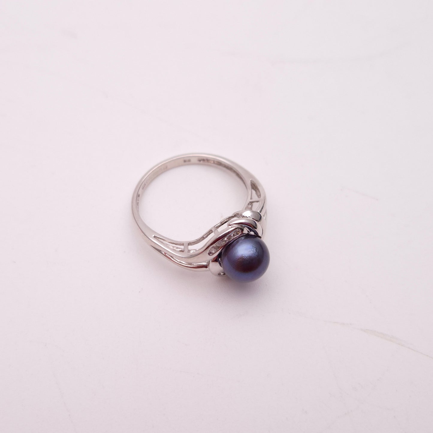 9ct White Gold Black Pearl and Diamond Twist Ring