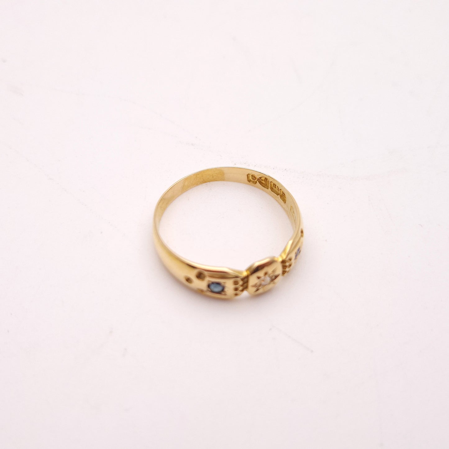 18ct Yellow Gold Antique Victorian Sapphire and Diamond Ring Chester 1899