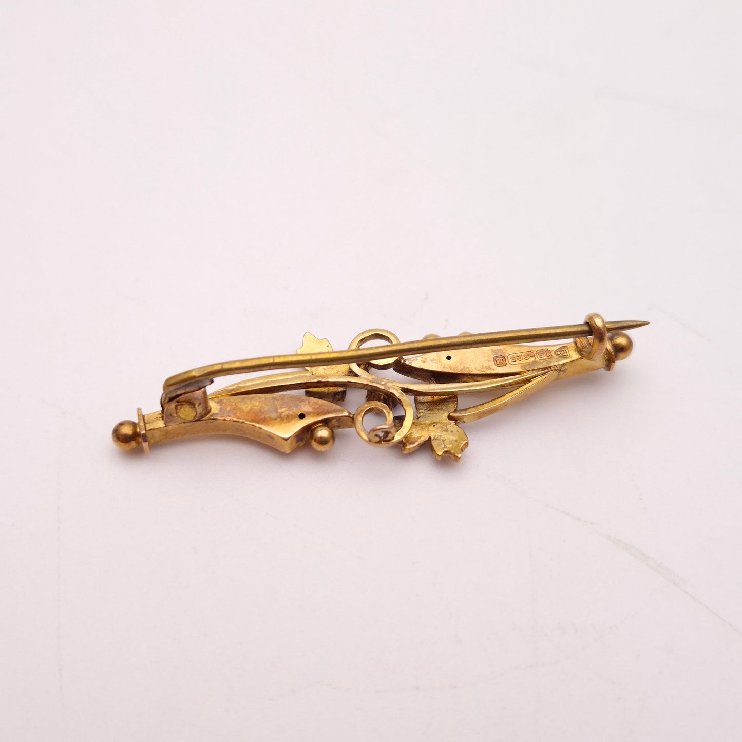 15ct Yellow gold Antique Edwardian Sapphire and Pearl Floral Brooch Chester 1902