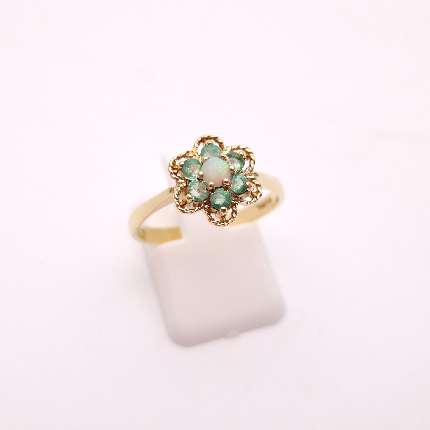 9ct Yellow Gold Cute Emerald and Opal Flower Cluster Ring