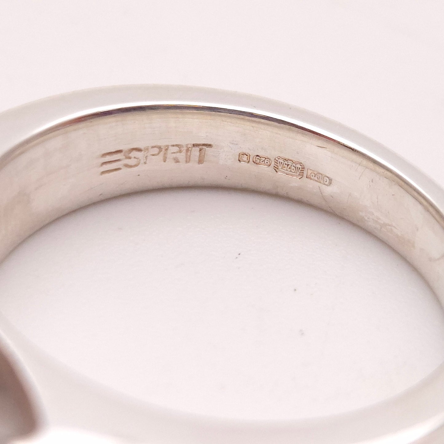 Sterling Silver Chunky Mother Of Pearl Band Ring