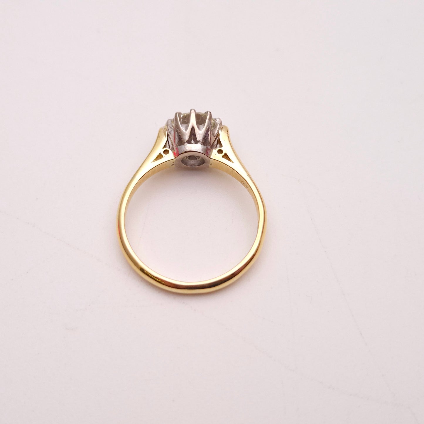 18ct Yellow Gold Vintage Diamond Solitaire Ring 0.95ct