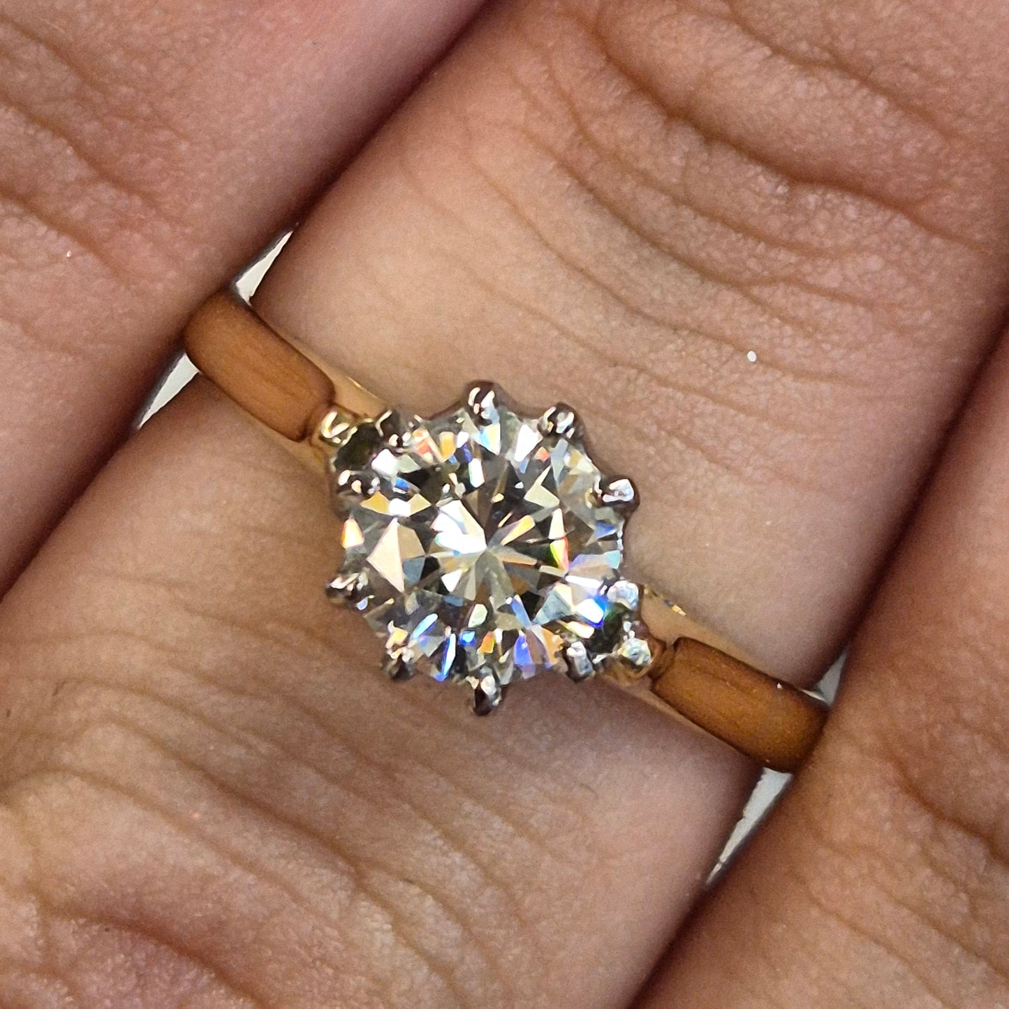 18ct Yellow Gold Vintage Diamond Solitaire Ring 0.95ct