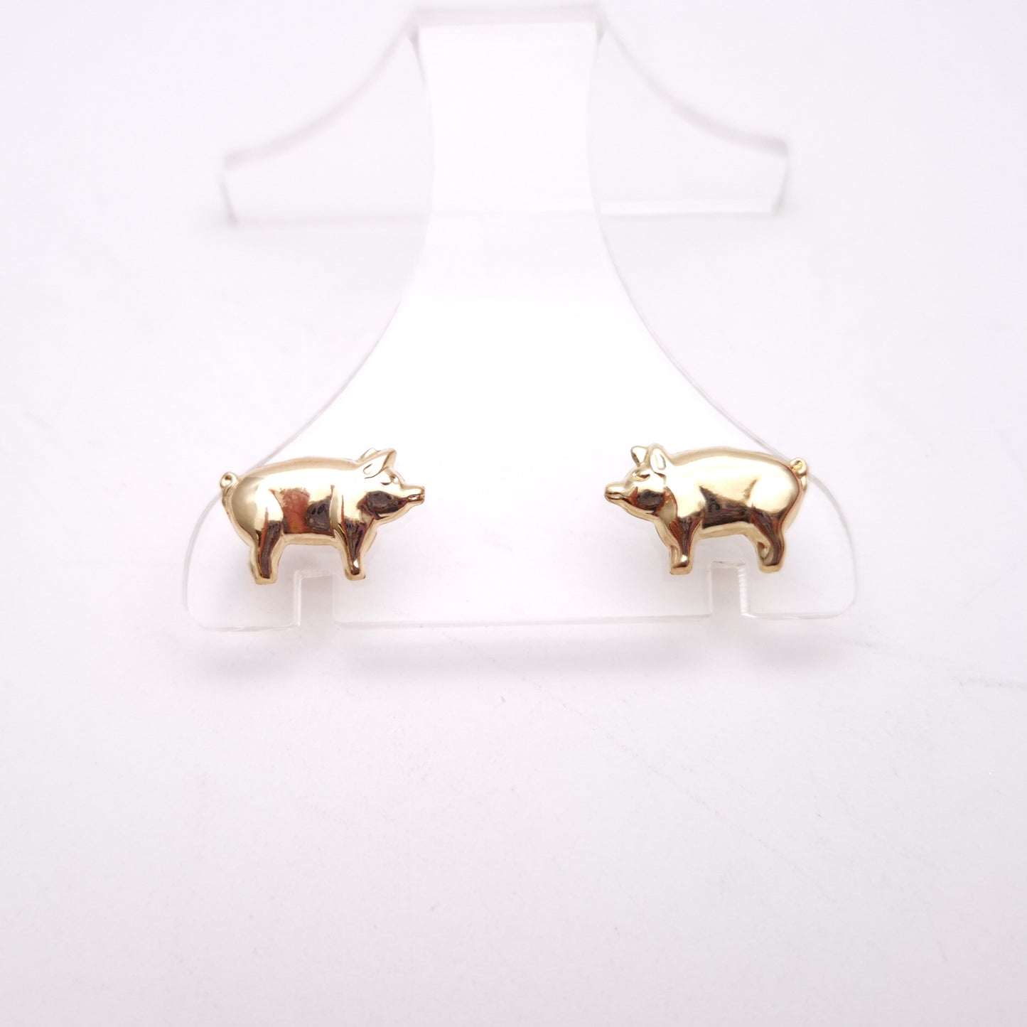 9ct Yellow Gold Lightweight Pig Figure Stud Earrings