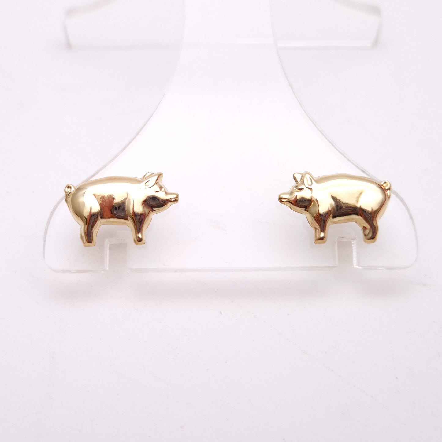 9ct Yellow Gold Lightweight Pig Figure Stud Earrings
