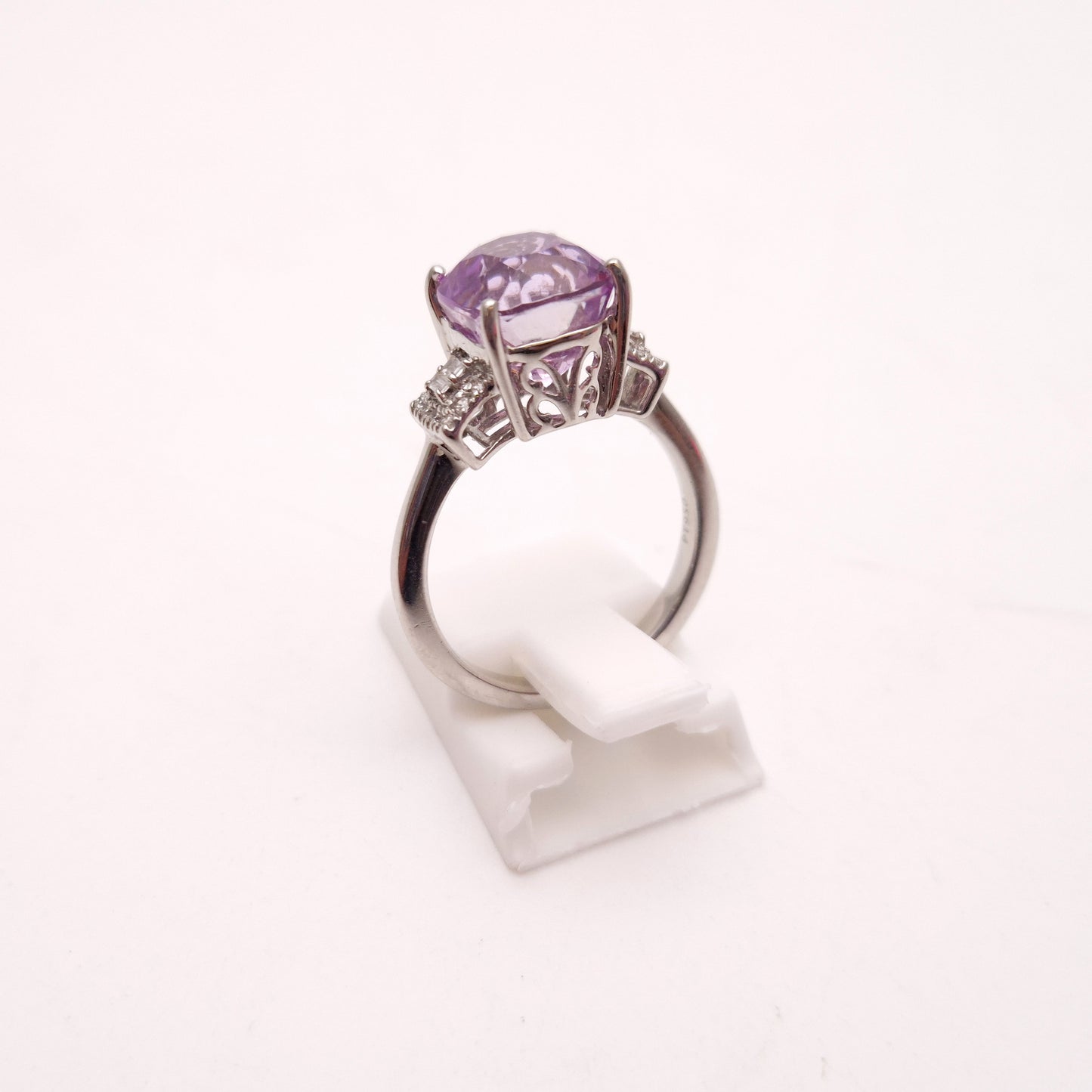 Platinum Kunzite Solitaire and Diamond Multi-Stone Shoulder Ring