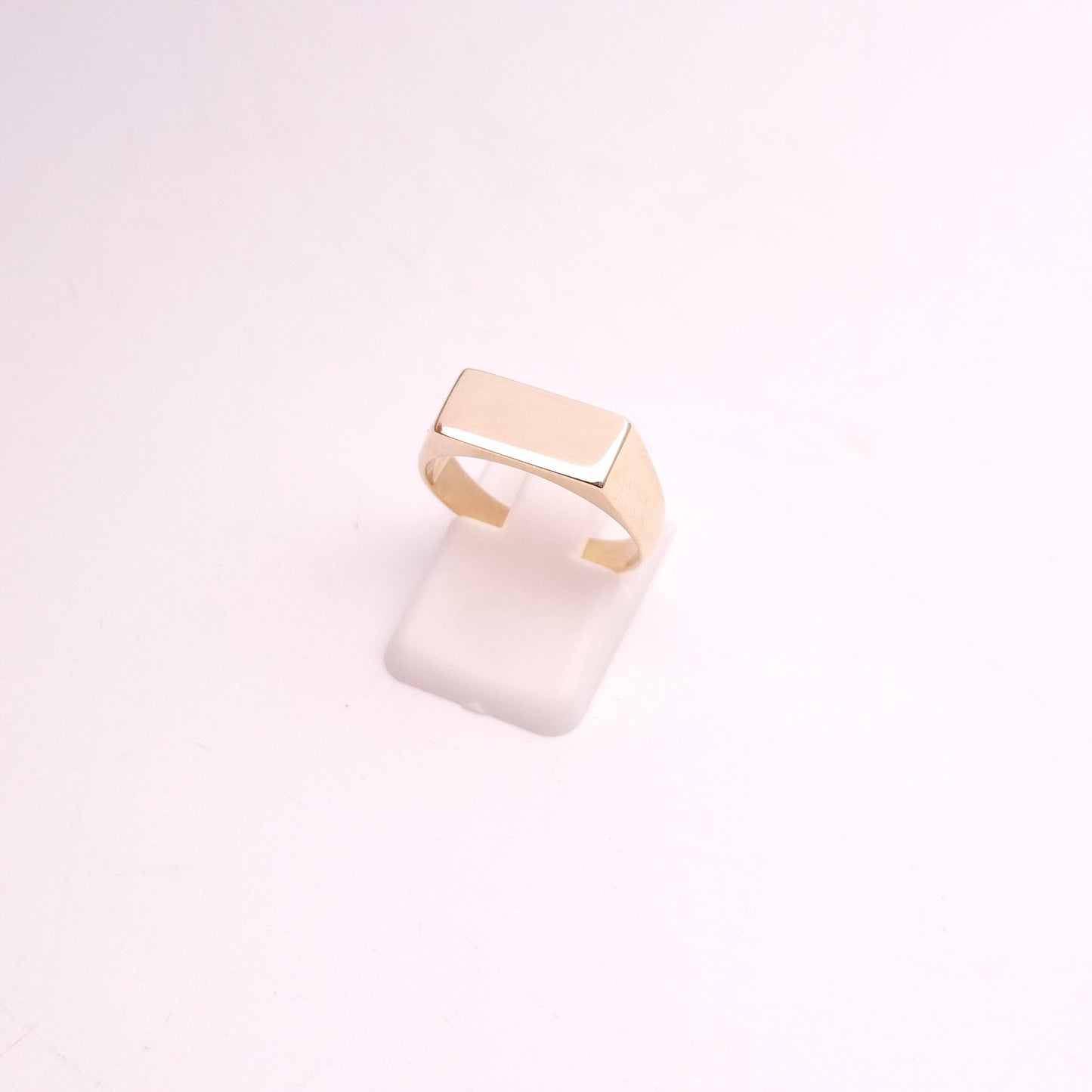 9ct Yellow Gold Rectangular Plain Polished Signet Style Ring