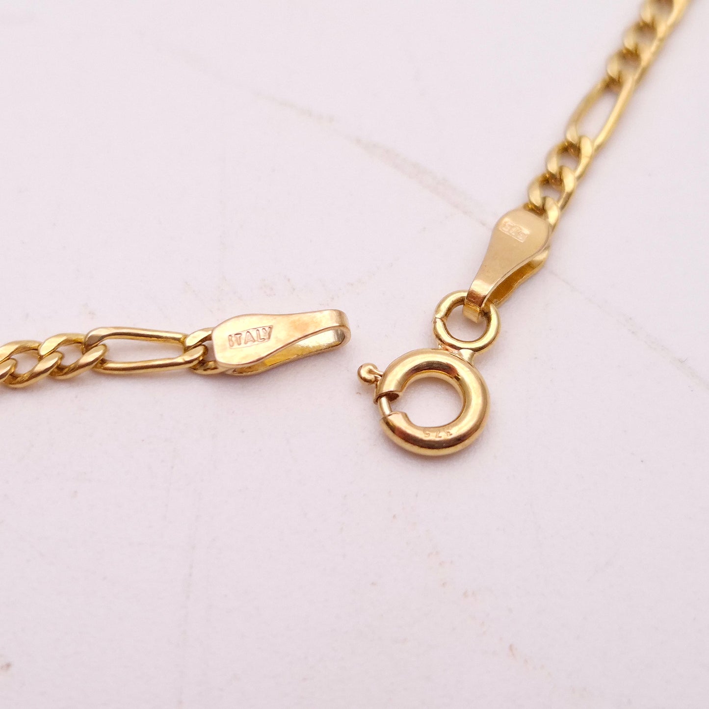 9ct Yellow Gold Large Oval Double-Sided Blue John Pendant and Chain Necklace
