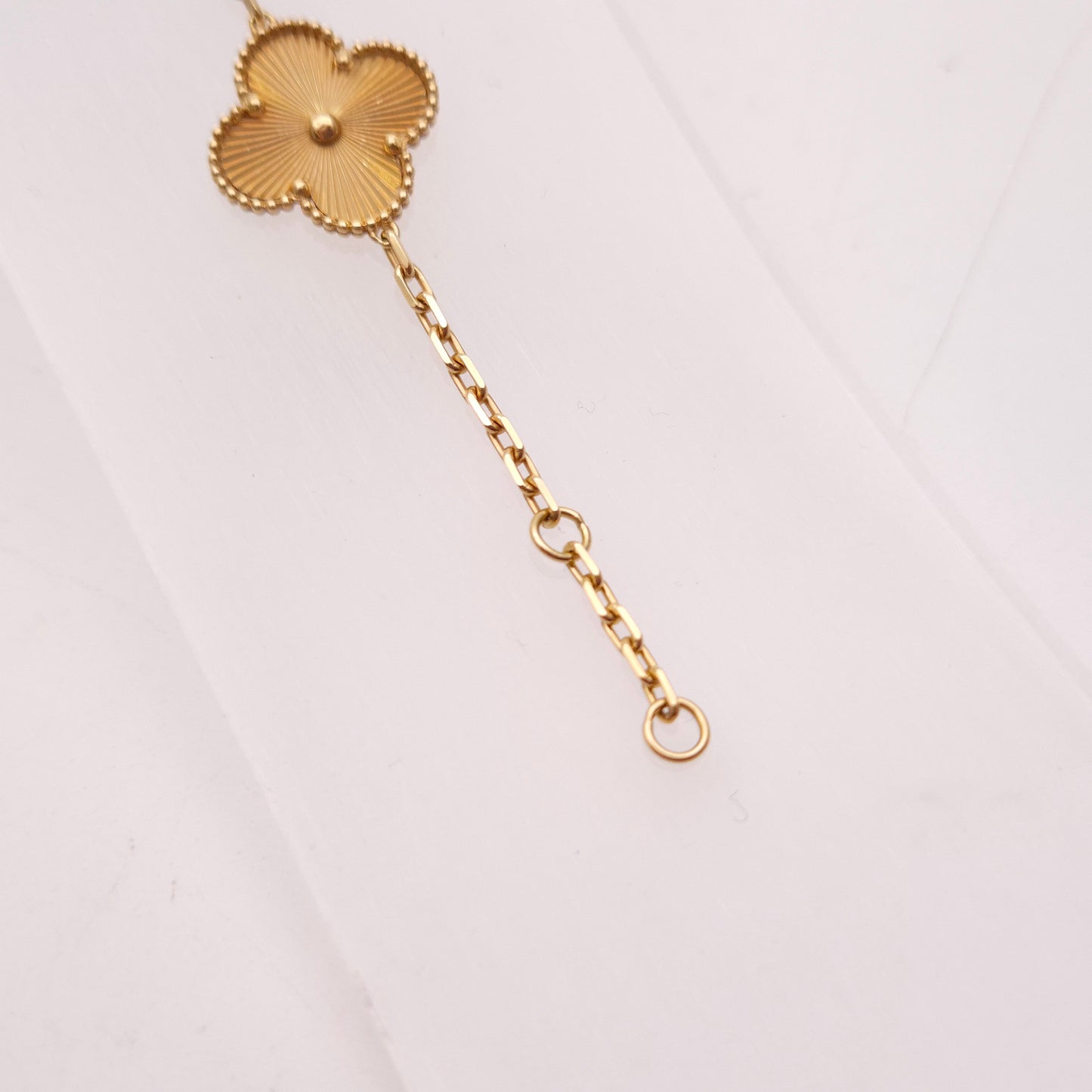 18ct Tri-Colour Gold Van Cleef and Arpels Alhambra 5 Motif Bracelet