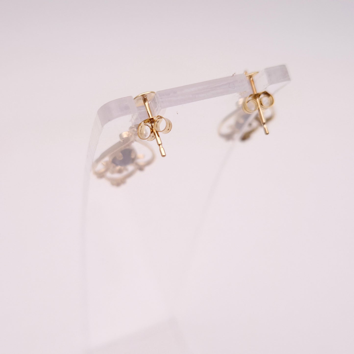 9ct Yellow Gold Openwork Teardrop Sapphire Drop Earrings