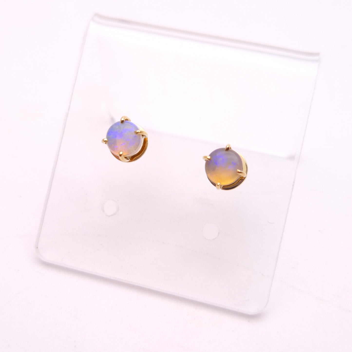 18ct Yellow Gold Opal Cabochon Solitaire Stud Earrings