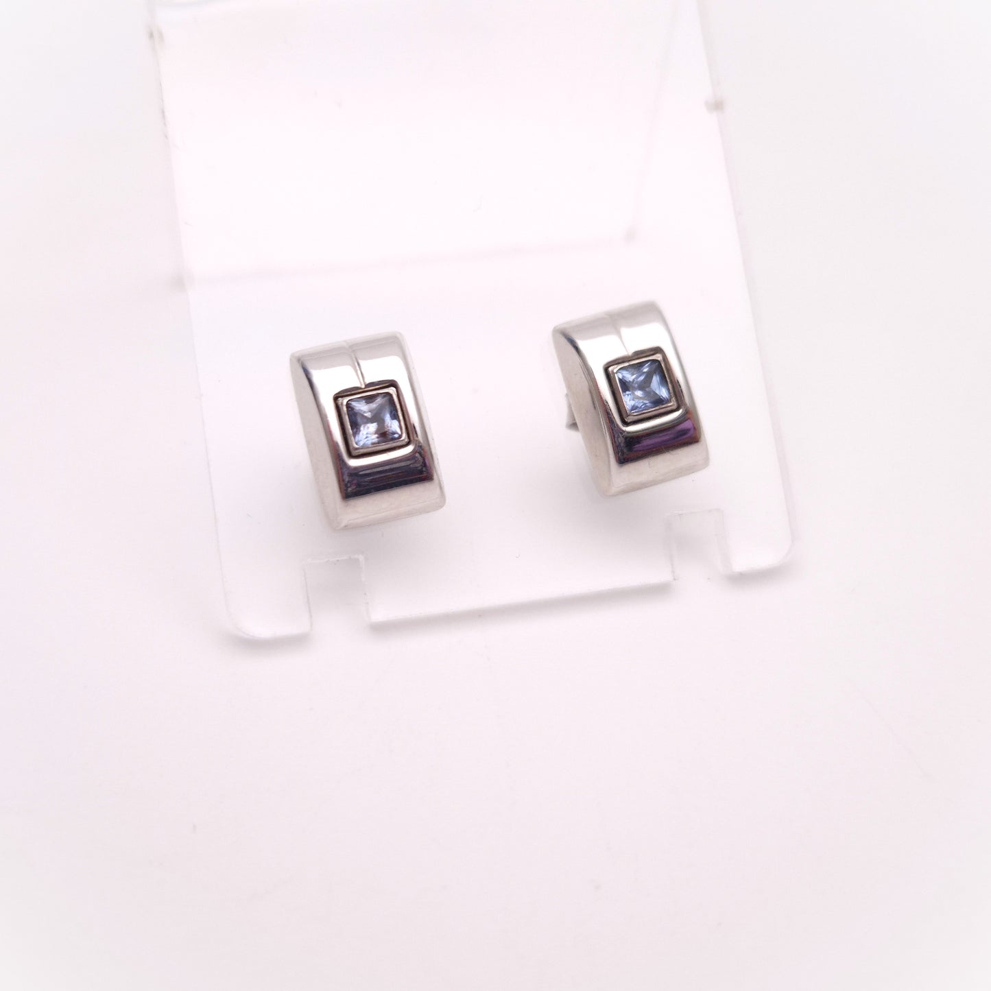 9ct White gold Princess Cut Aquamarine Rectangular Stud Earrings