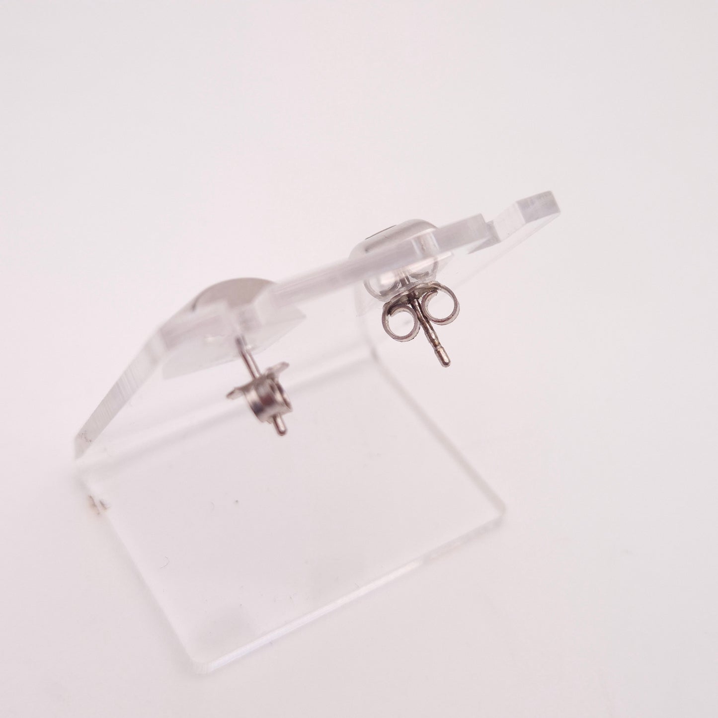 9ct White gold Princess Cut Aquamarine Rectangular Stud Earrings