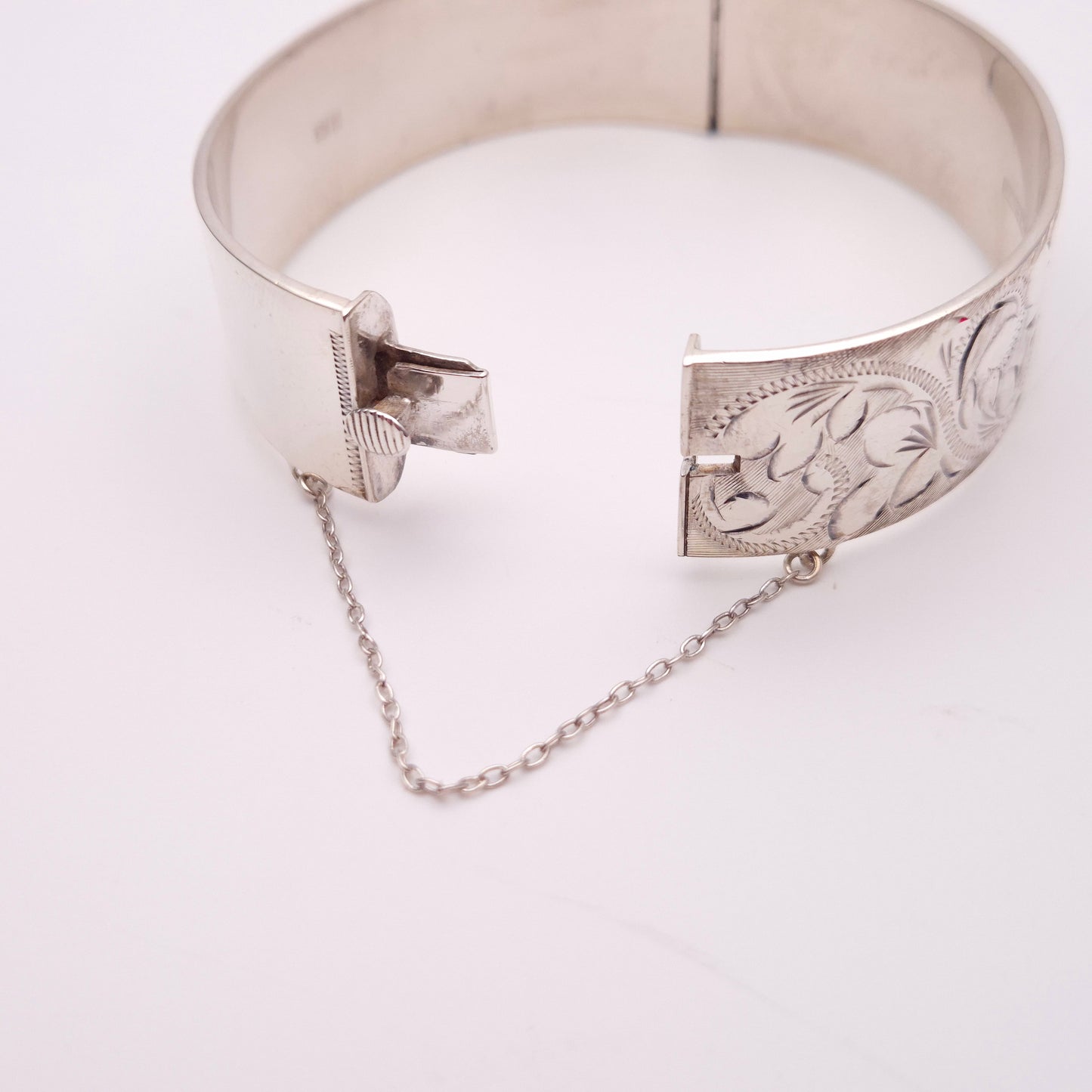 Sterling Silver Vintage Half Patterned Engraved Heavy Bangle