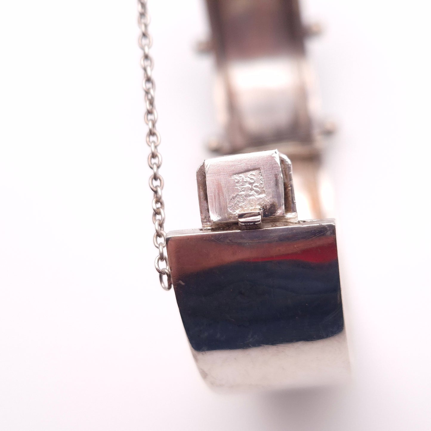 Sterling Silver Vintage Unique / Unusual Pyramid Domed Bangle