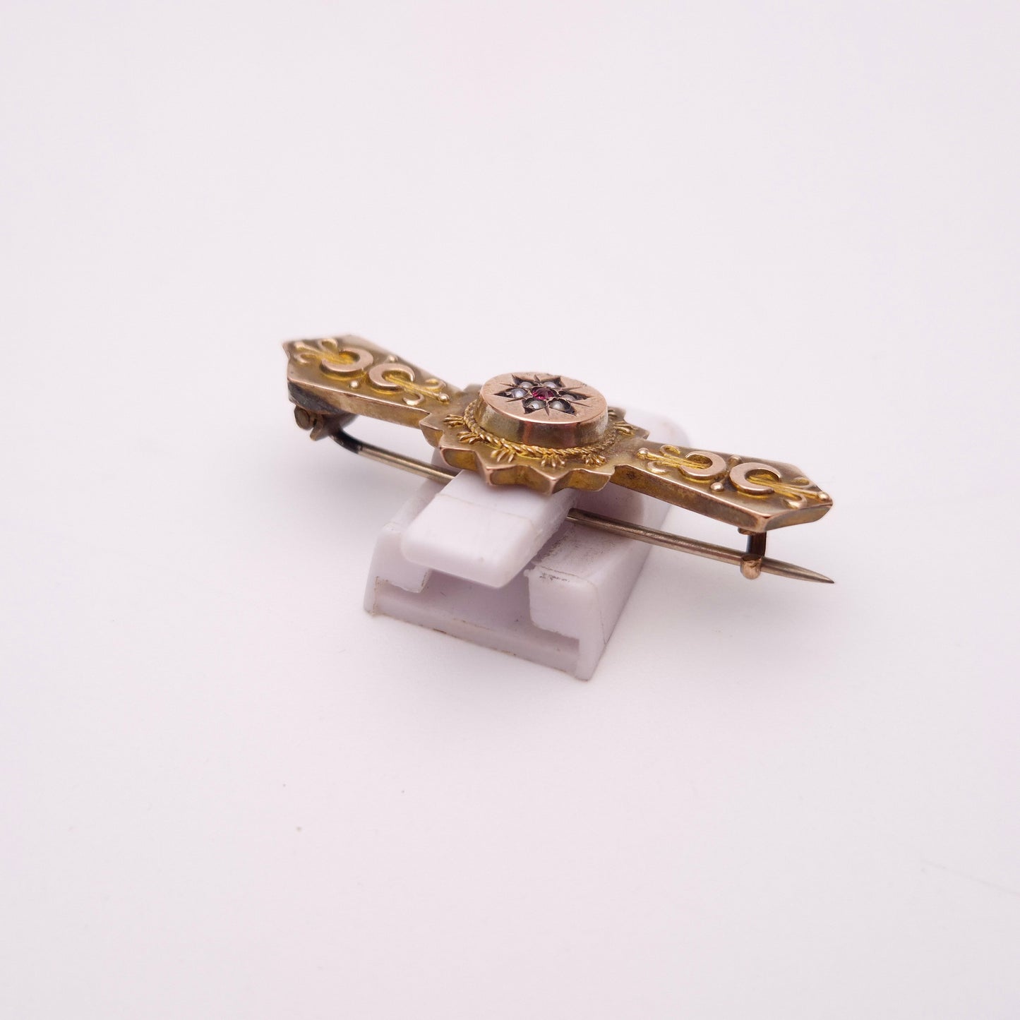 9ct Yellow Gold Ruby and Pearl Antique Mourning Style Brooch