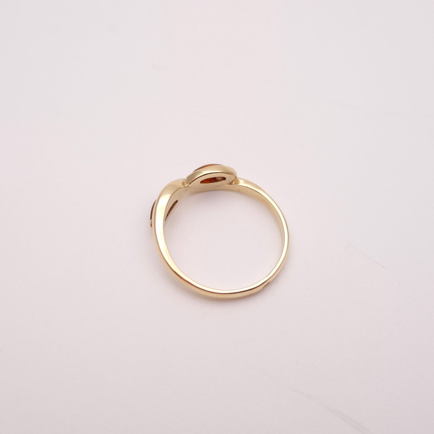 9ct Yellow Gold Vintage Two Stone Marquise Shaped Amber Wave Ring
