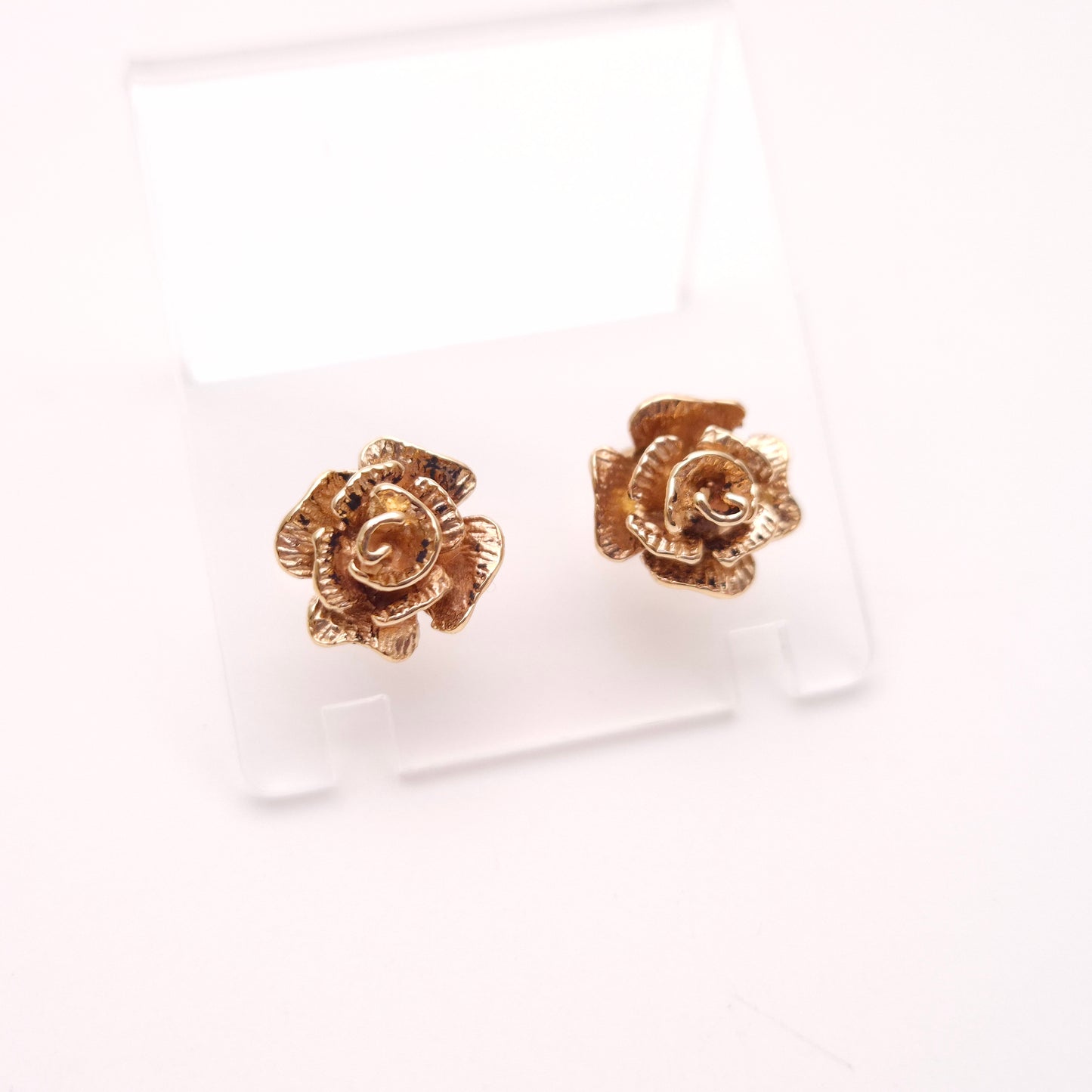 9ct Yellow Gold Vintage Solid Rose Flower Stud Earrings