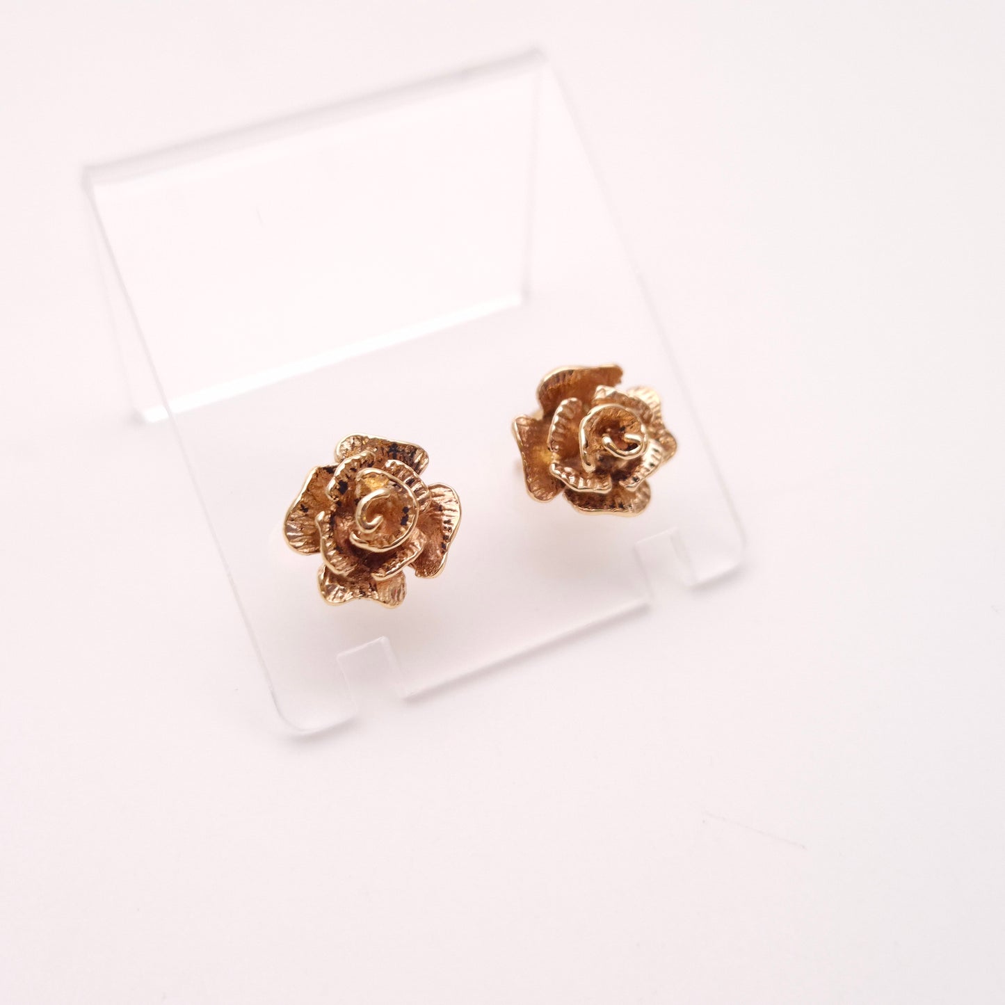 9ct Yellow Gold Vintage Solid Rose Flower Stud Earrings