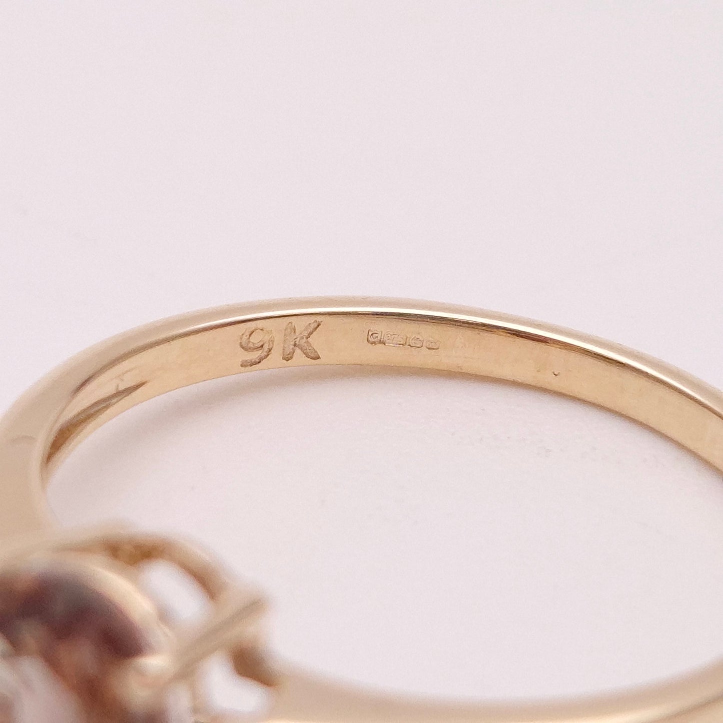 9ct Yellow Gold Oval Cut Scapolite and Diamond Shoulders Ring