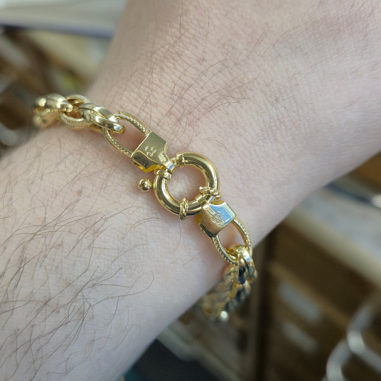9ct Yellow Gold Double Link Mixed Texture Oval Belcher Bracelet