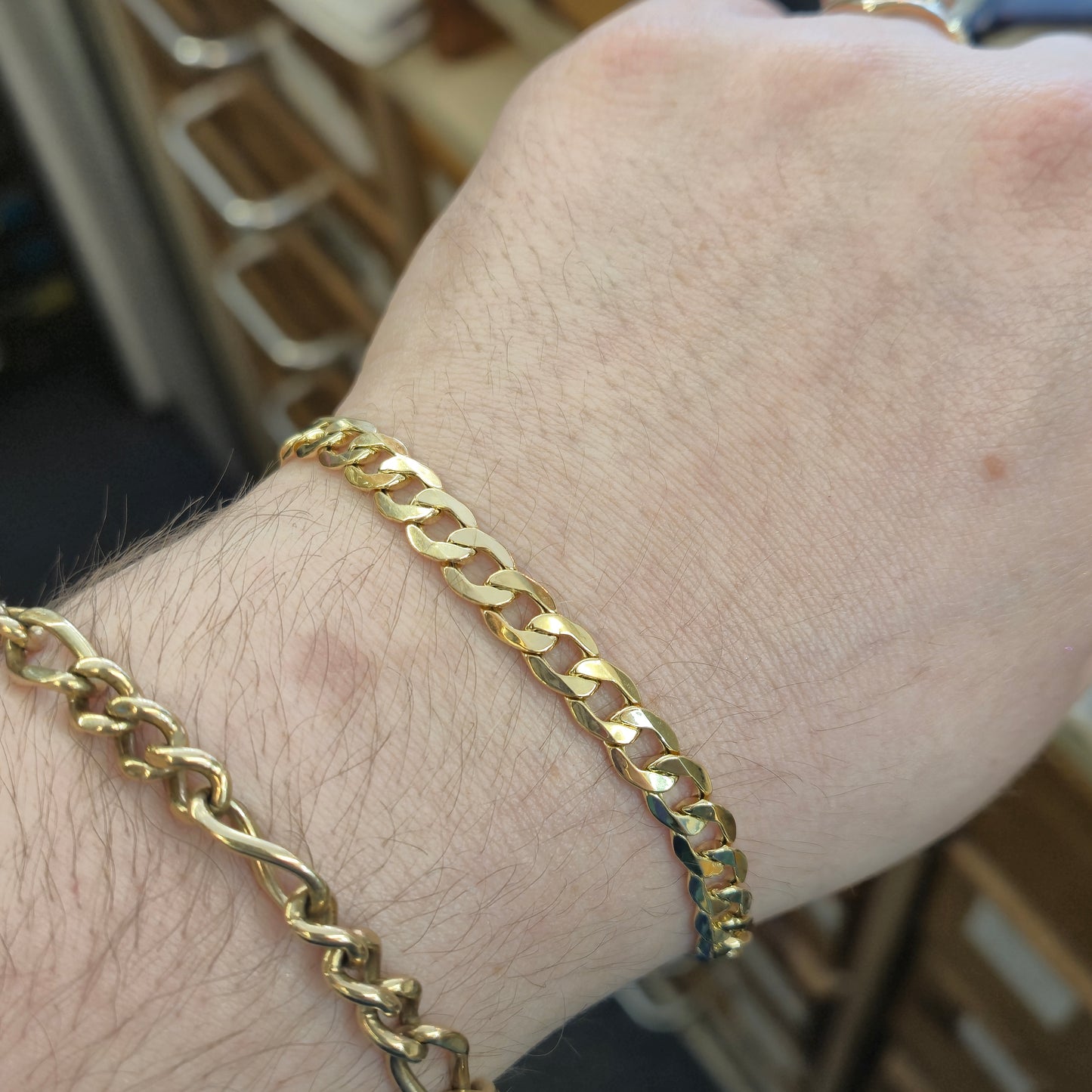 18ct Yellow Gold Flat Curb Hollow Link Long Bracelet