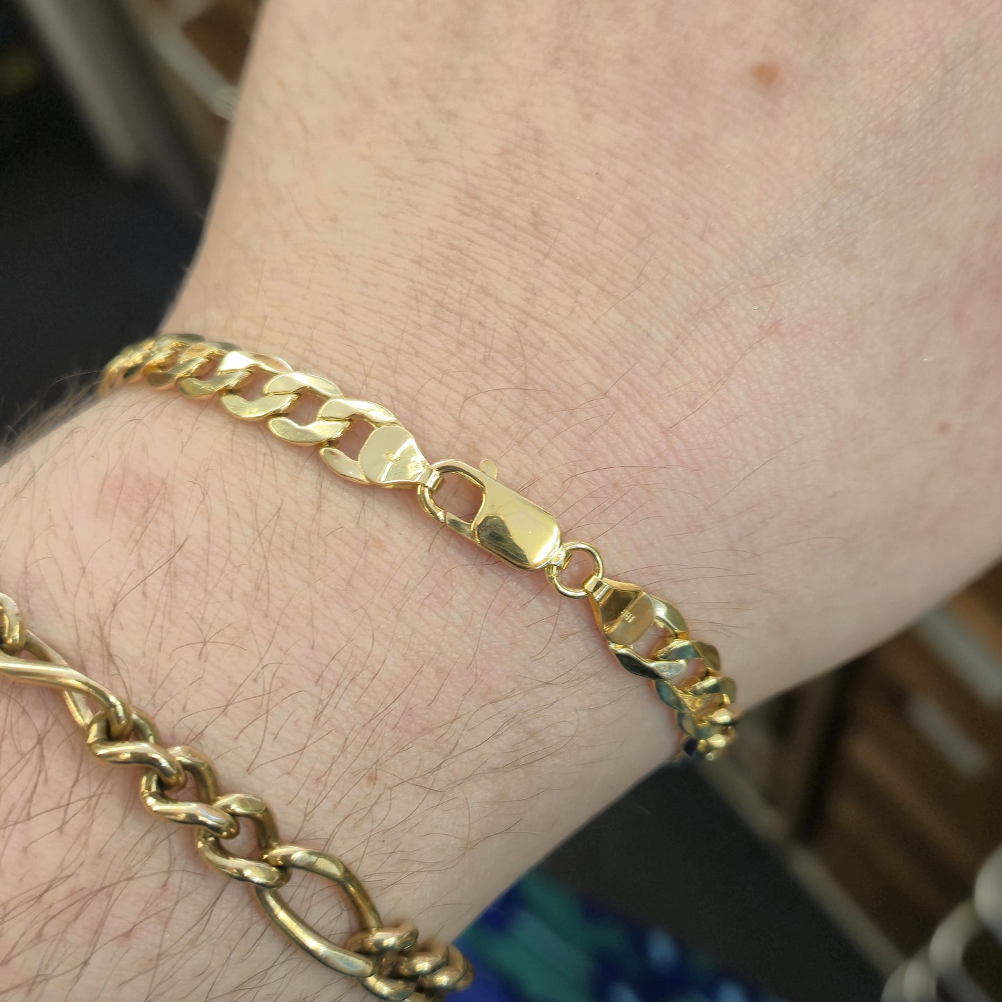 18ct Yellow Gold Flat Curb Hollow Link Long Bracelet
