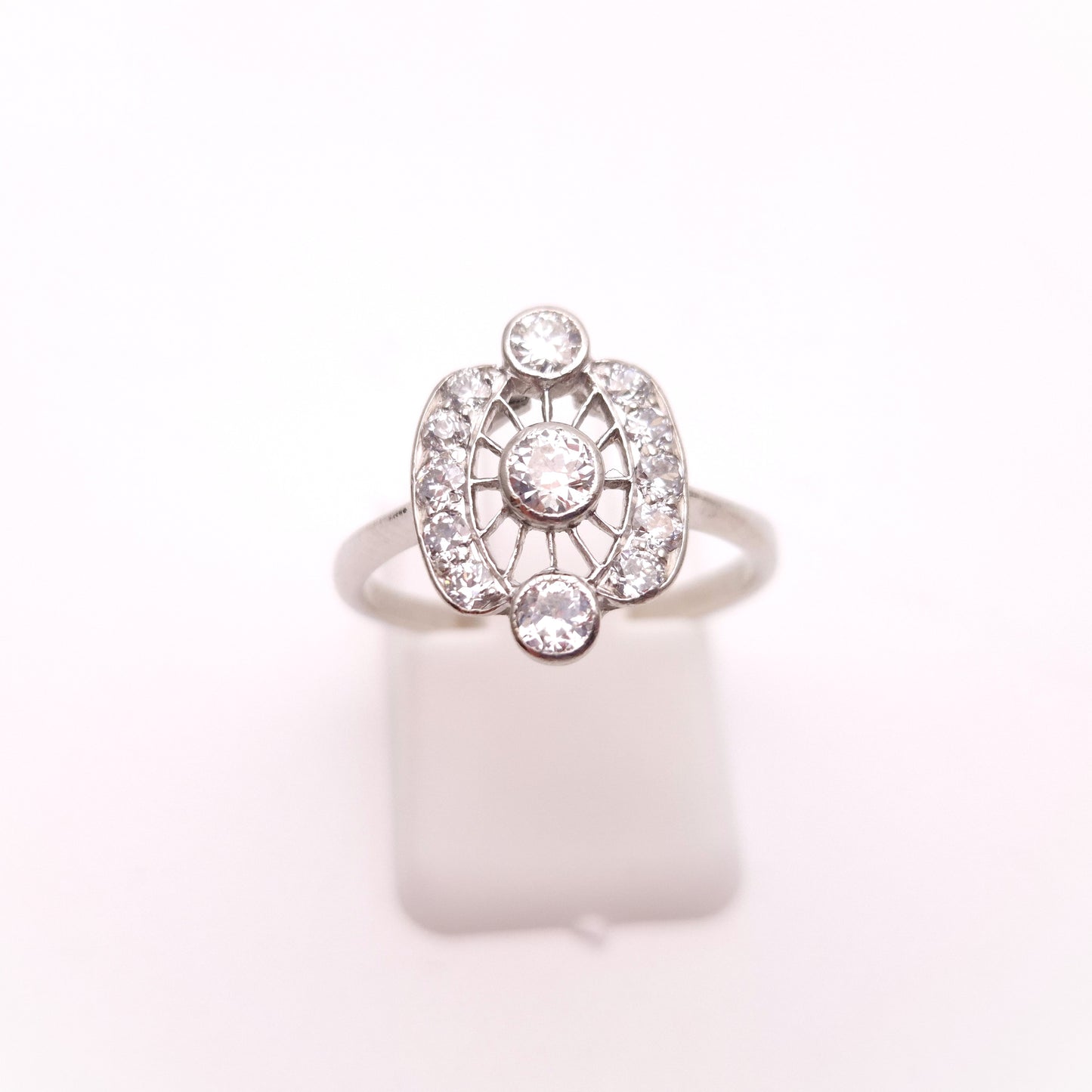 14ct White Gold Art Deco Vintage Style Openwork Multi-stone Diamond Ring