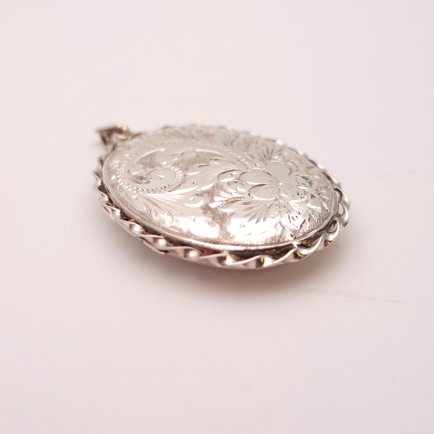 Sterling Silver Vintage Large Engraved Floral Patterned Oval Locket