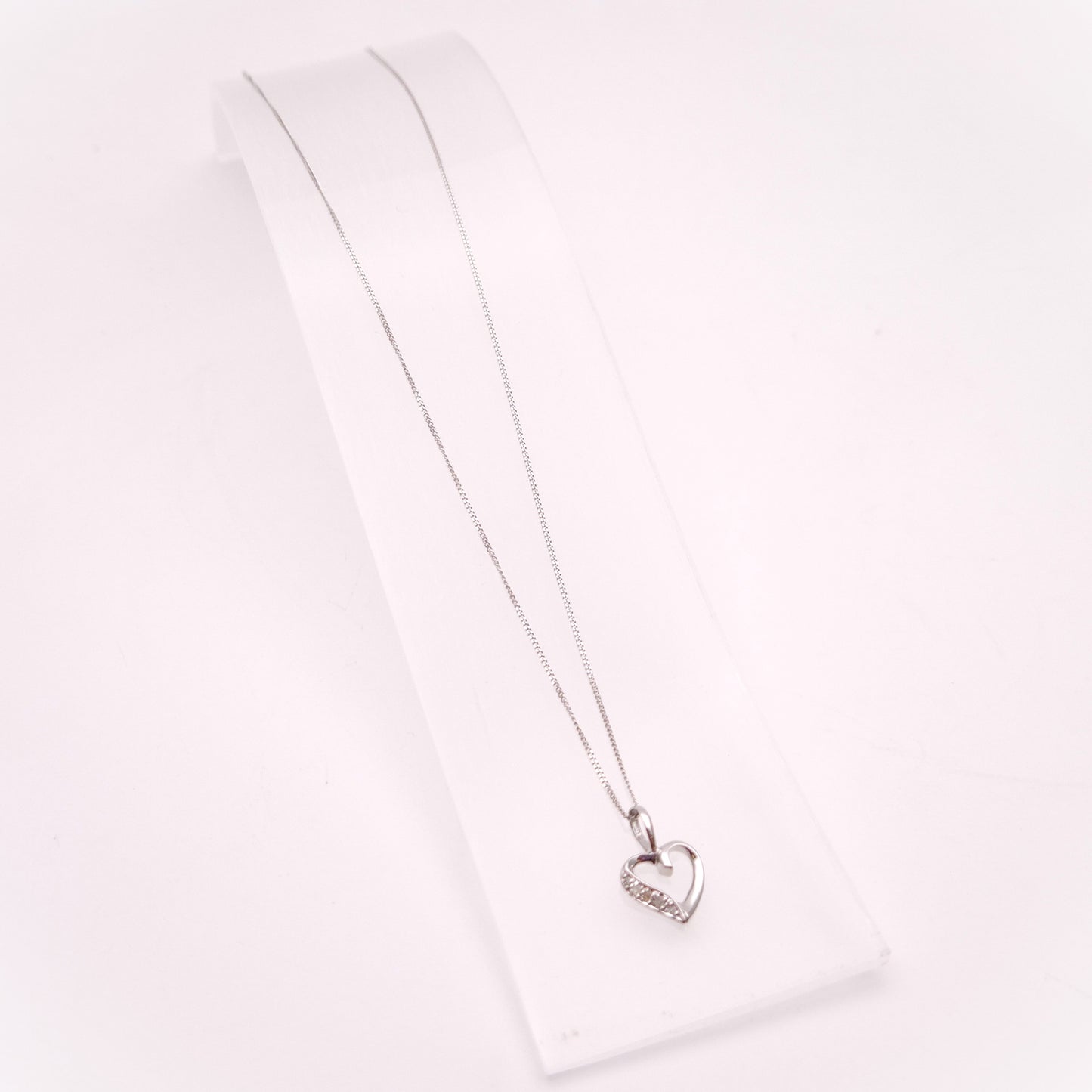 9ct White Gold Lightweight Diamond Set Open Heart Pendant Necklace
