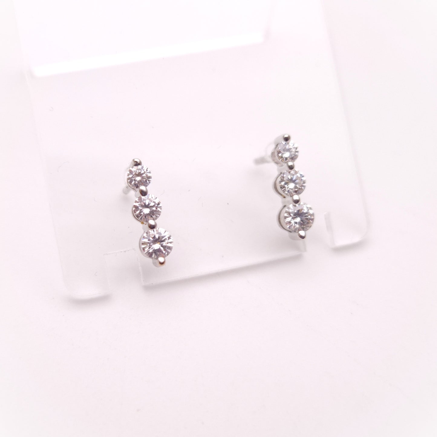 18ct White Gold Graduated Three Stone Diamond Stud Earrings