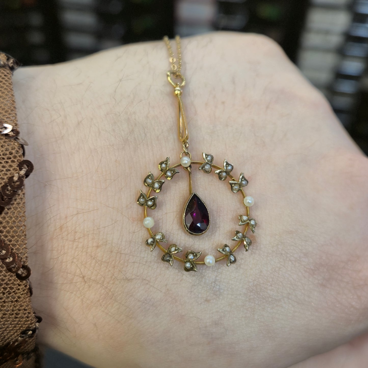 9ct Yellow Gold Antique Garnet & Seed Pearl Wreath Drop Pendant Necklace