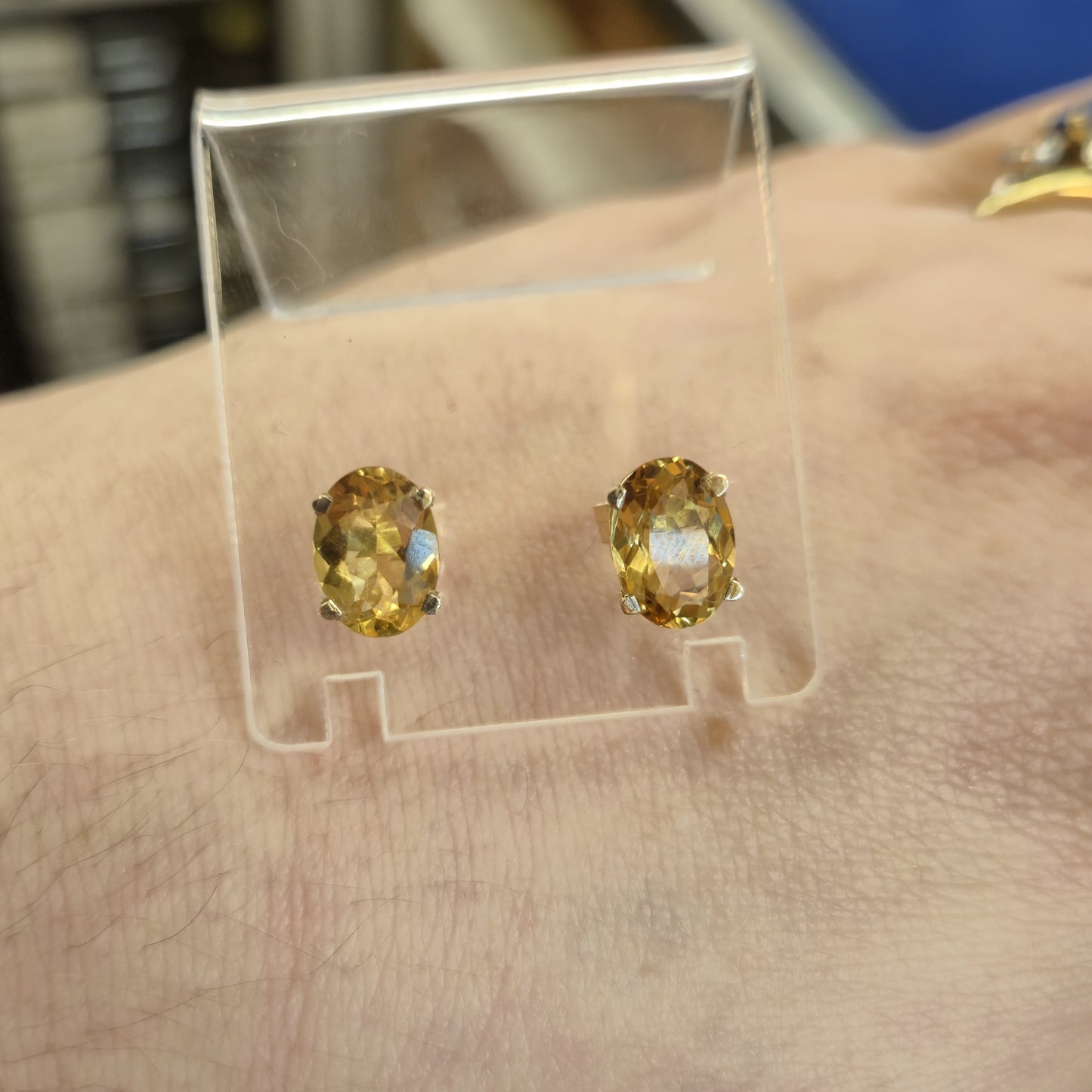 9ct Yellow Gold Large Oval Cut Citrine Solitaire Stud Earrings