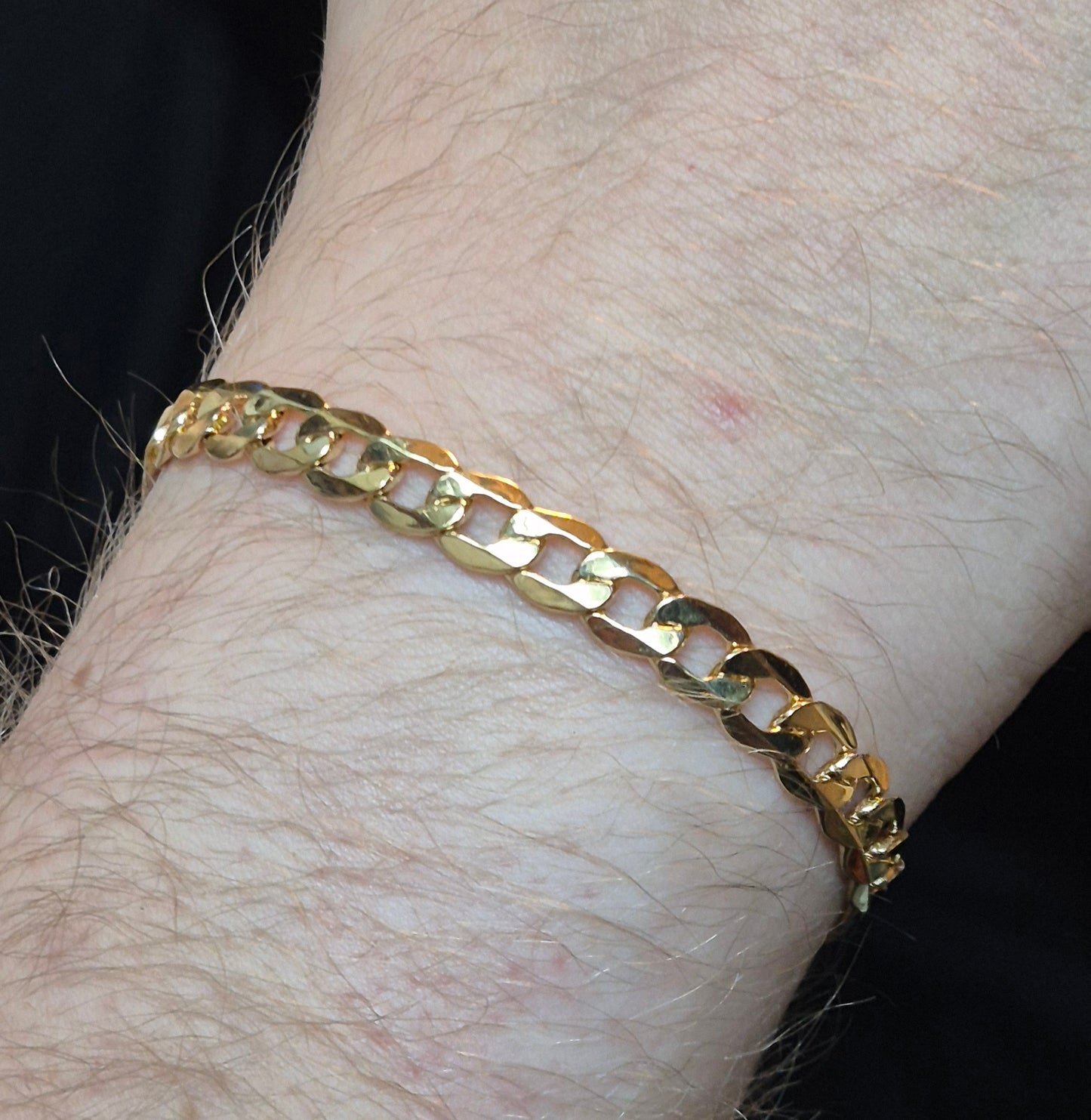 18ct Yellow Gold Flat Curb Hollow Link Long Bracelet