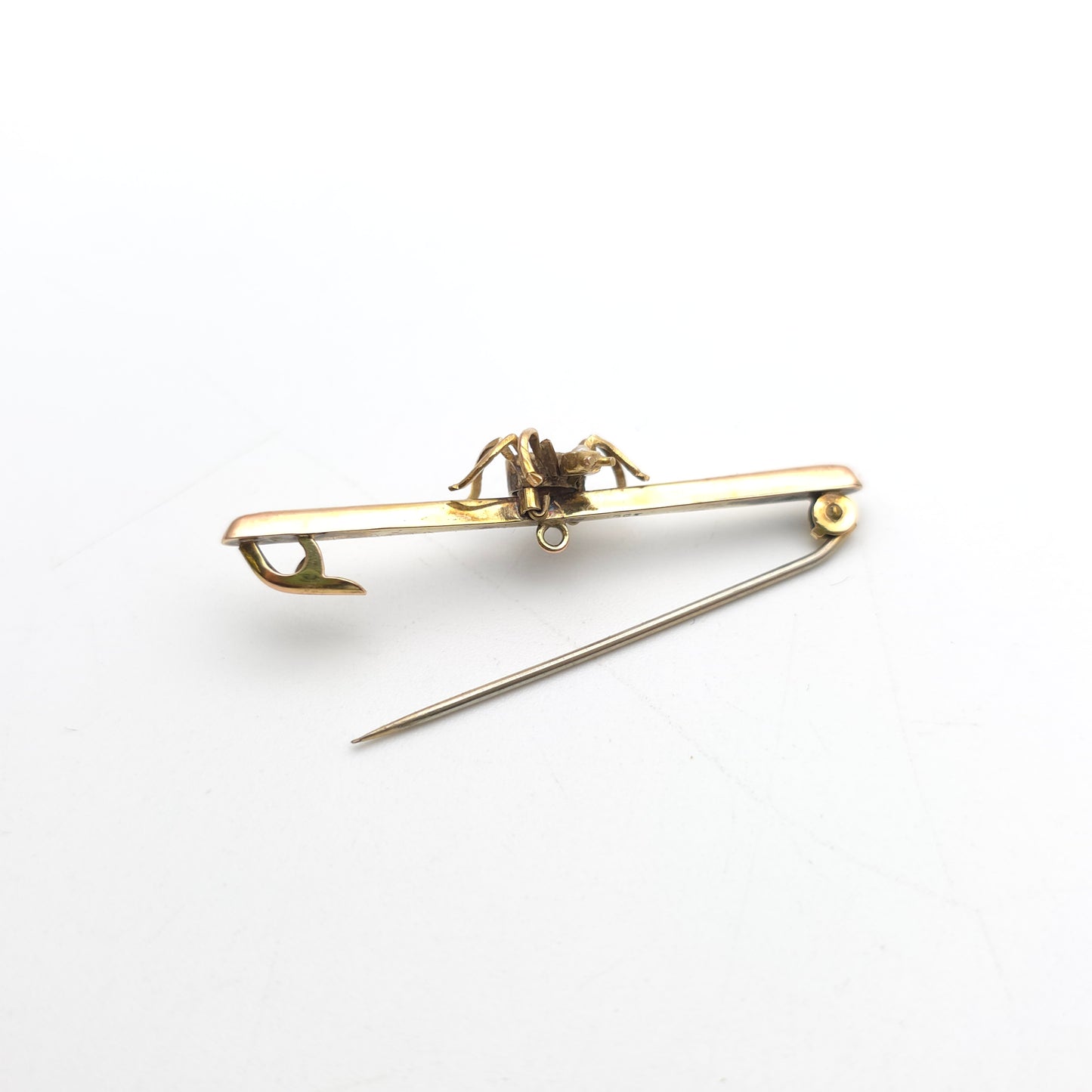 15ct Yellow Gold Antique Spider / Insect Pearl and Purple Stone Bar Brooch (AF)