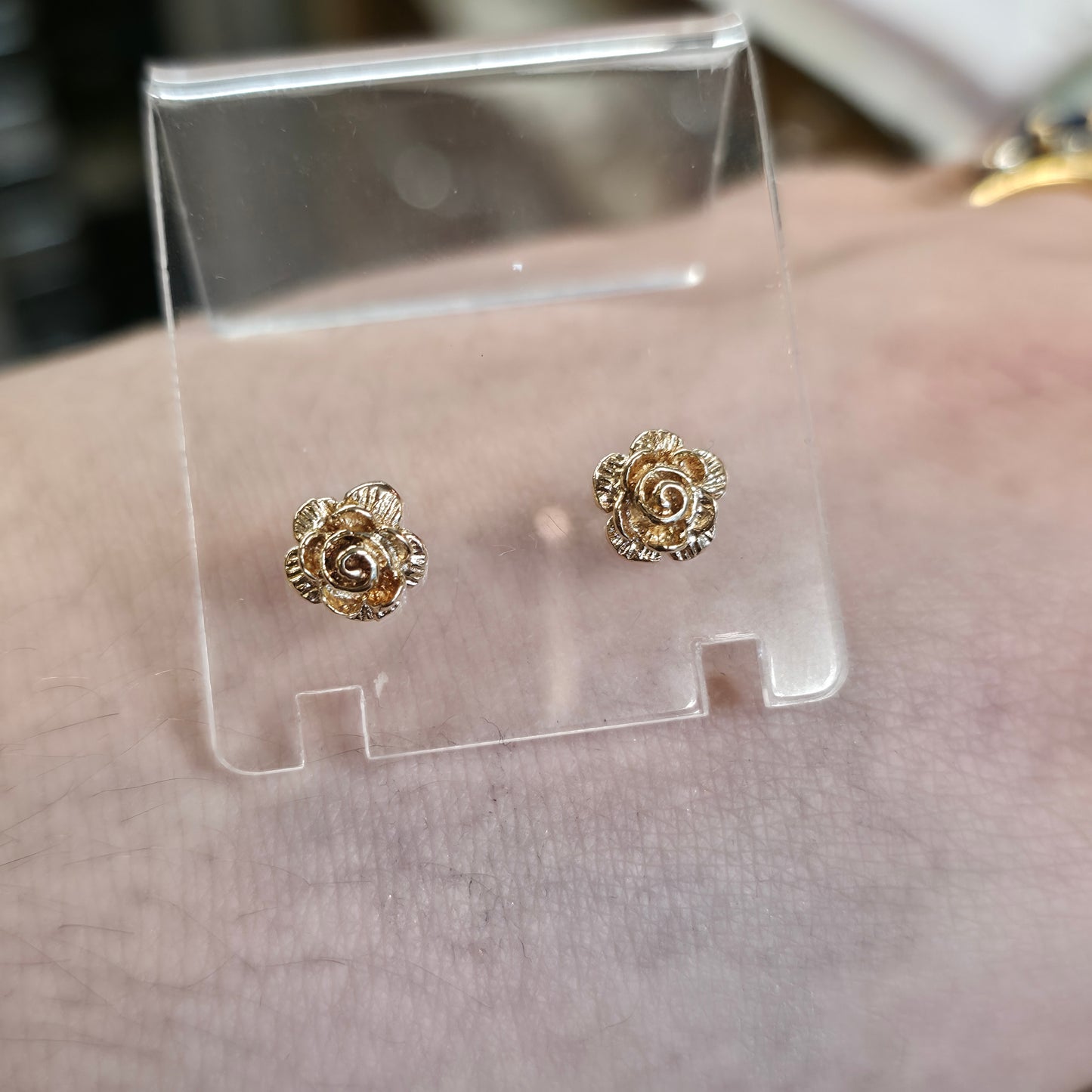 9ct Yellow Gold Small Solid Textured Flower Stud Earrings