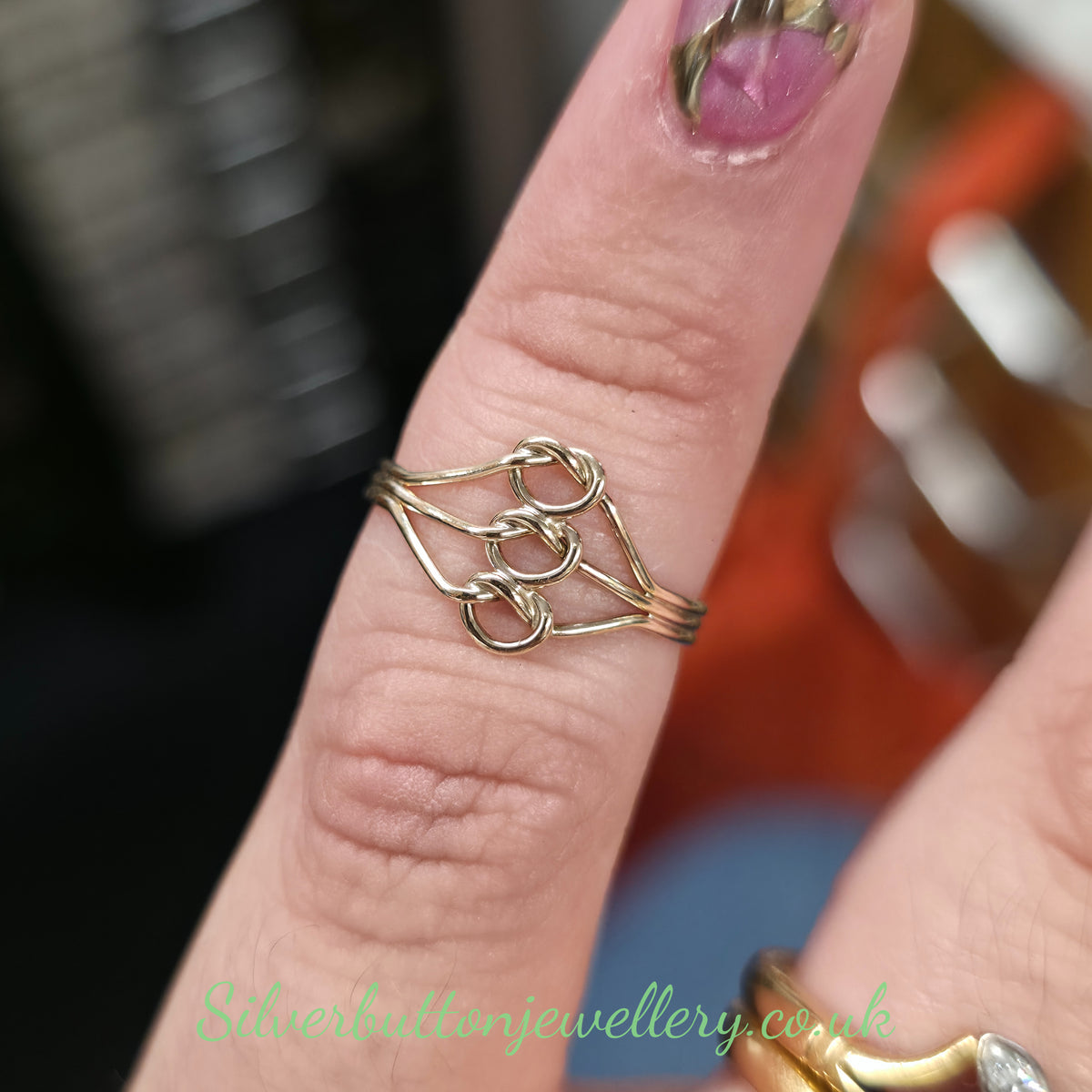 9ct Yellow Gold Small Lightweight Vintage Wirework Triple Overhand Knot Ring