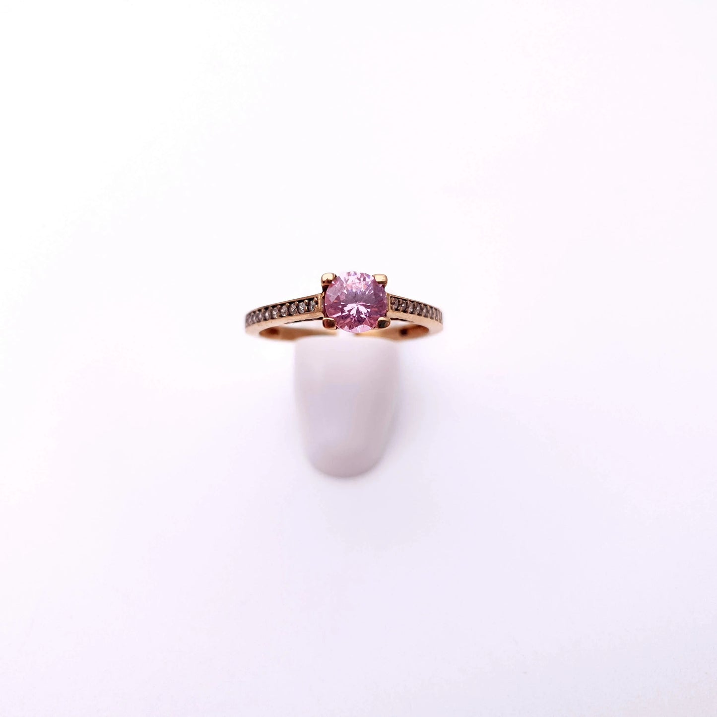 9ct Yellow Gold Pink and White CZ Cubic Zirconia Ring