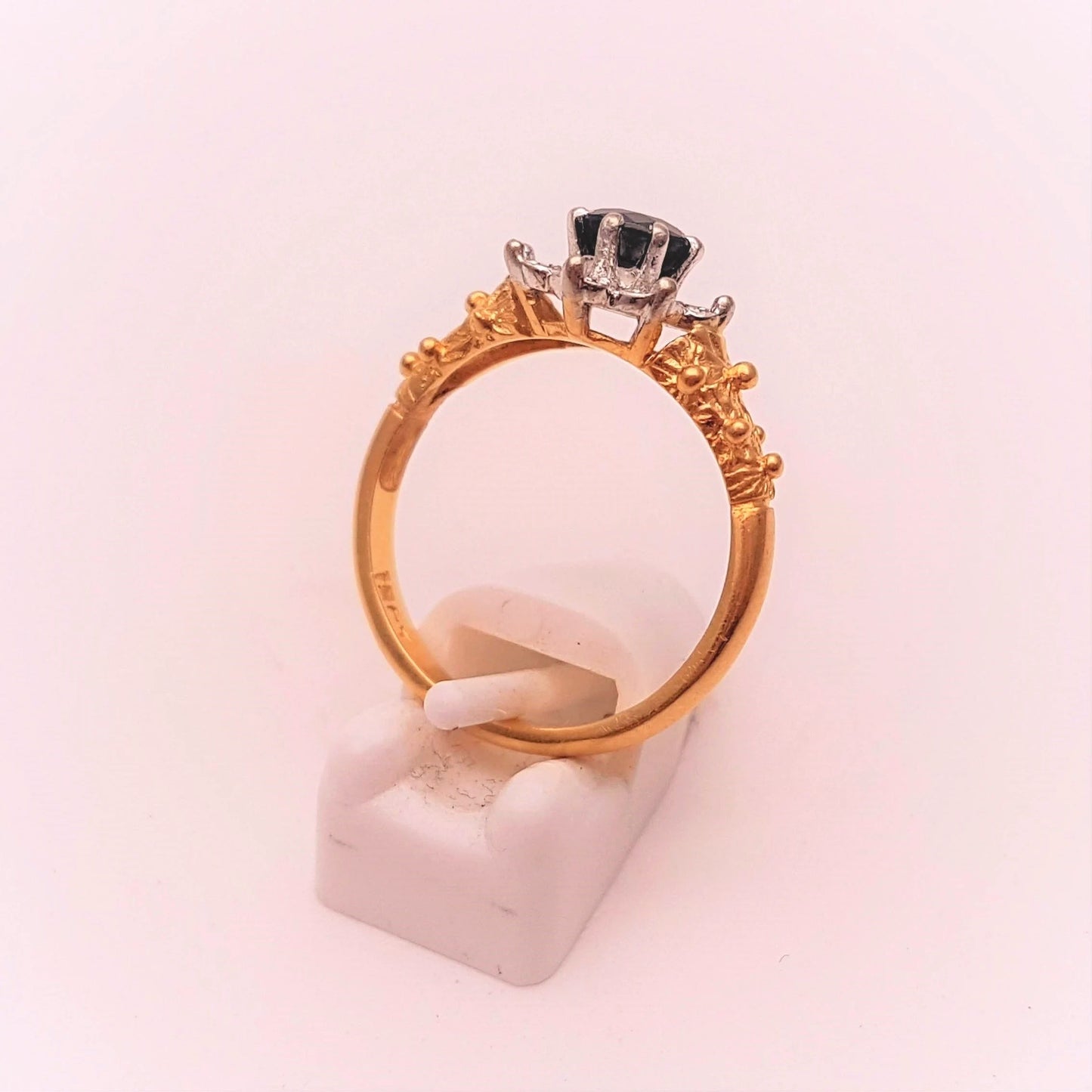 18ct yellow gold Sapphire and Diamond Flower Cluster Ring
