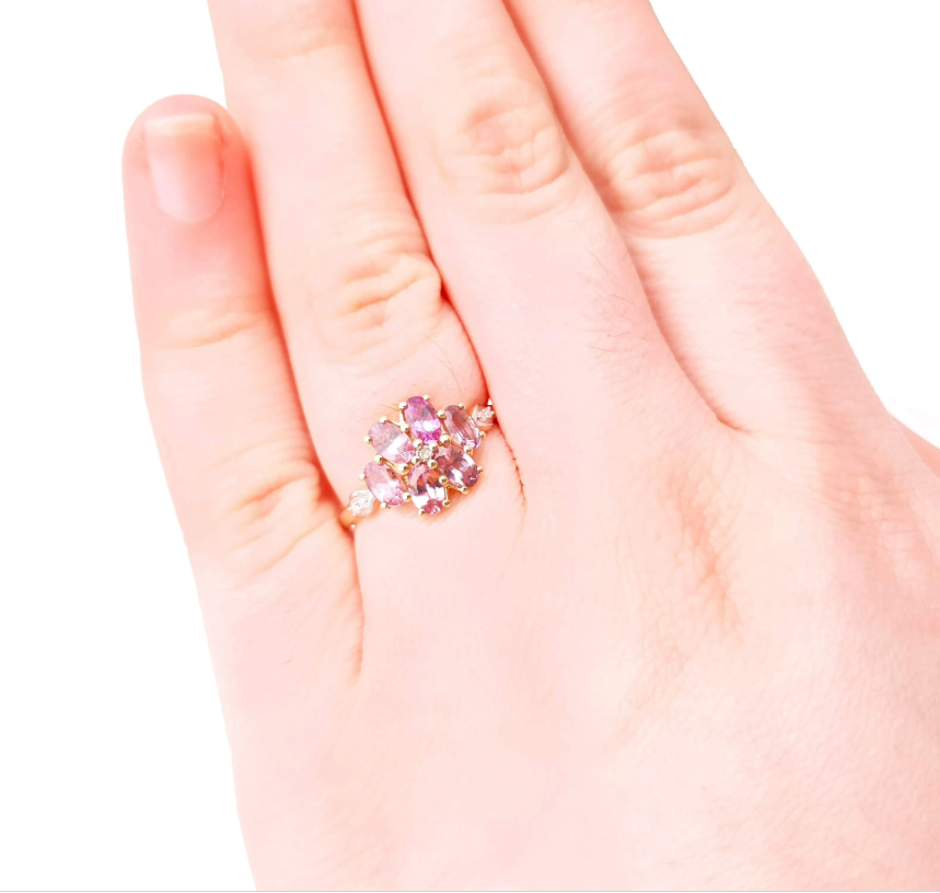 9ct yellow gold pale pink Stone (morganite?) & Diamond large Cluster style ring