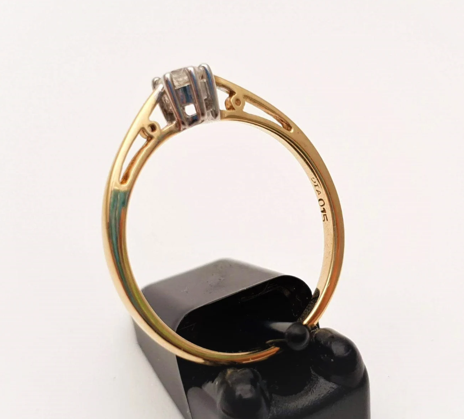9ct yellow gold 0.15ct diamond solitaire ring