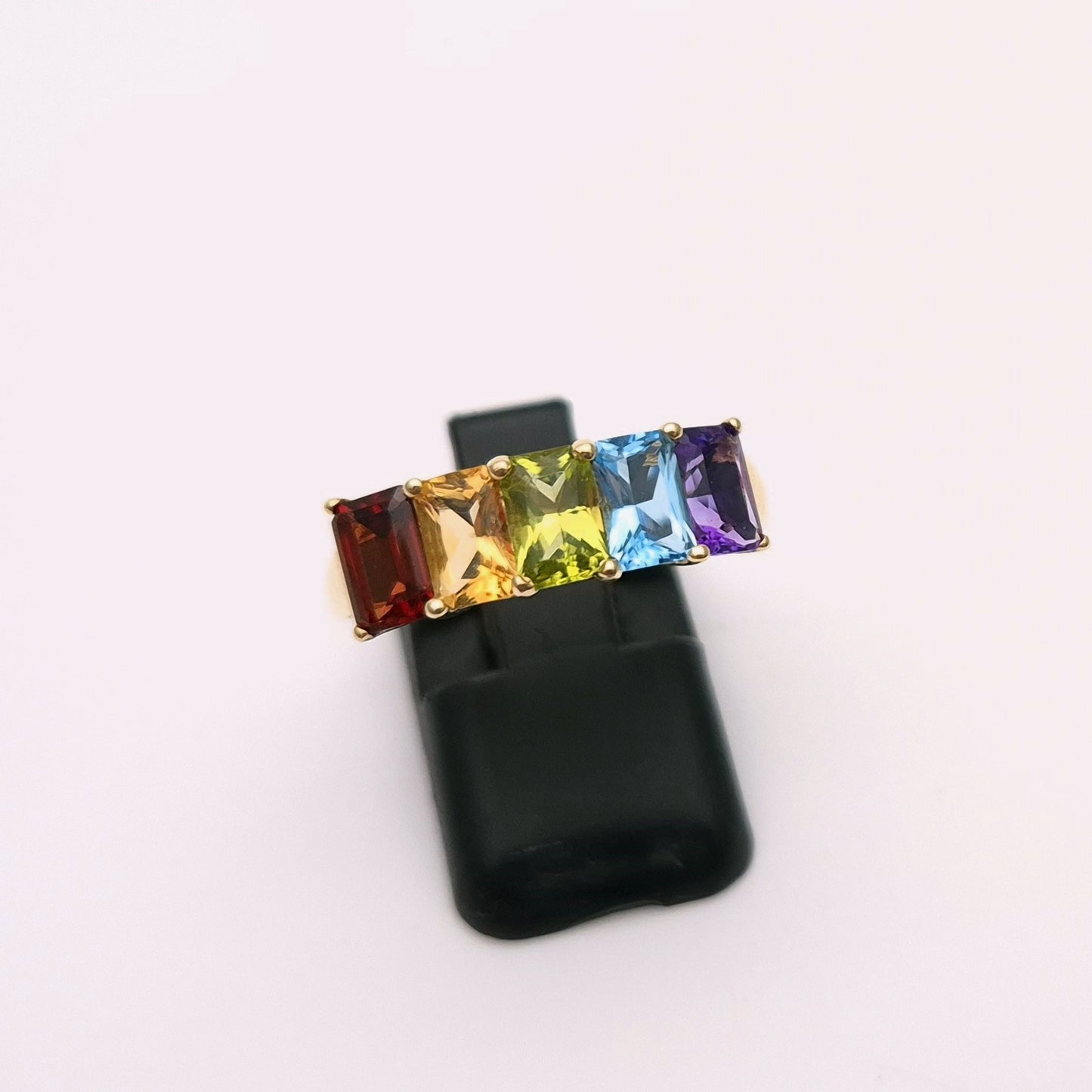 9ct Yellow Gold Rainbow Coloured Emerald Cut Stone Ring