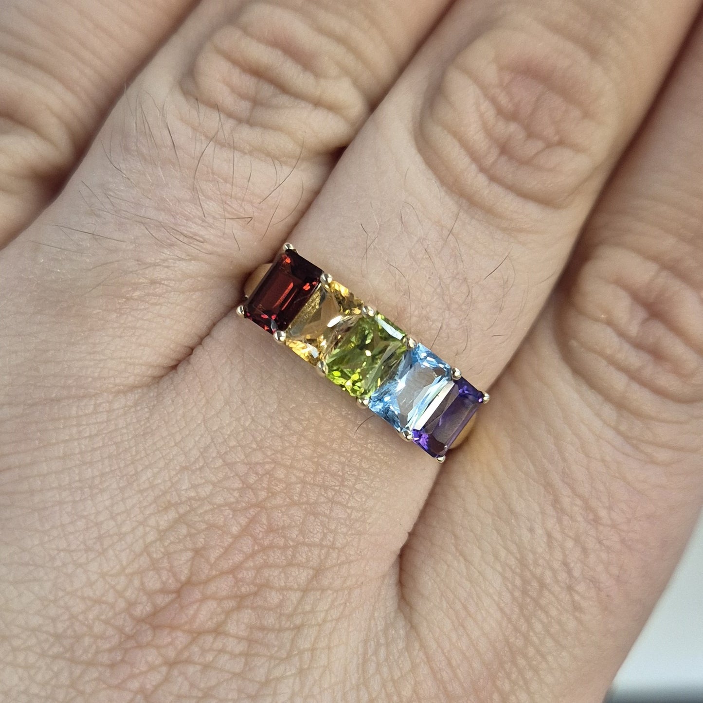 9ct Yellow Gold Rainbow Coloured Emerald Cut Stone Ring