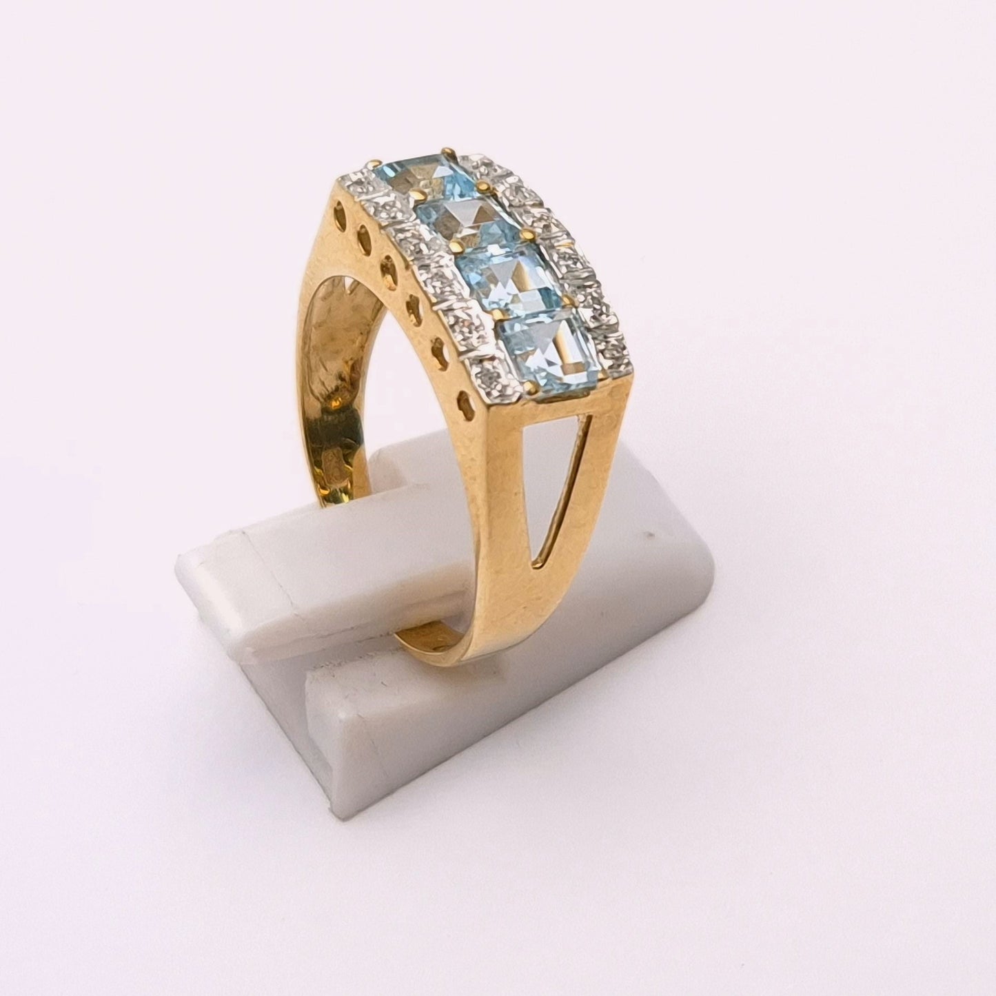 9ct Yellow Gold Blue Topaz and Diamond Ring